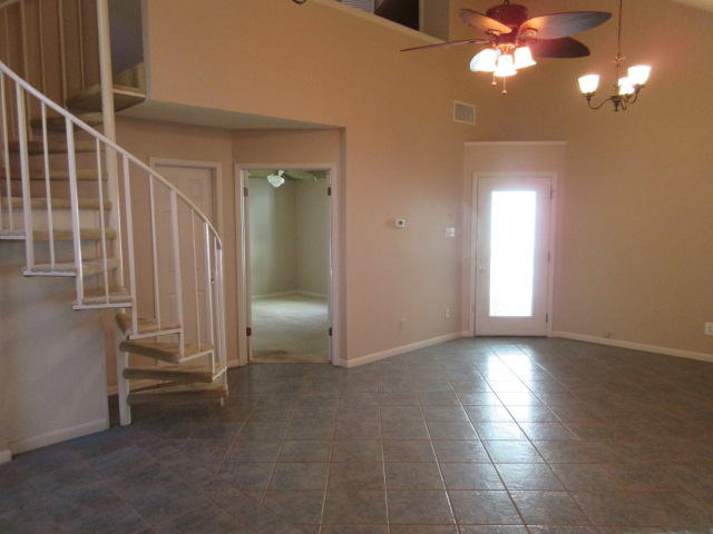 HUCK N TOMS - Residential