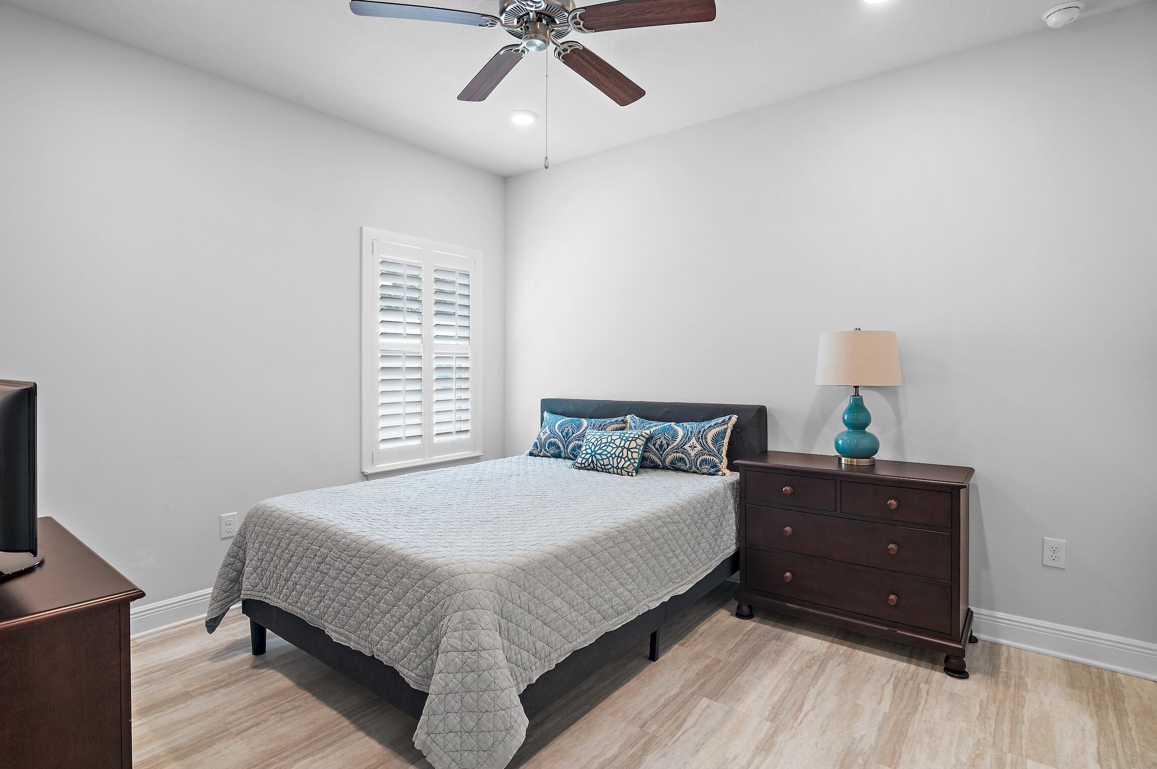 STONEGATE - Residential
