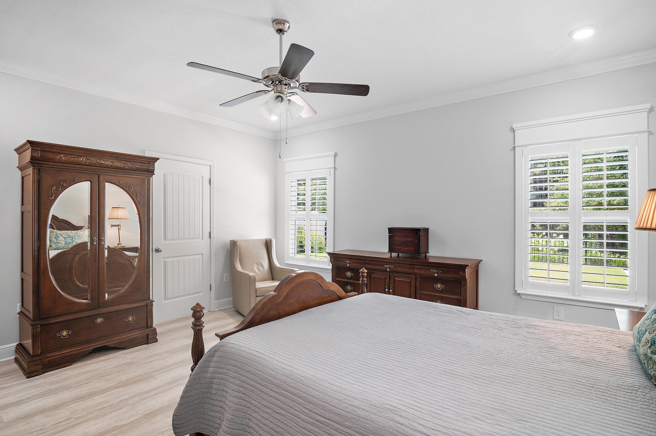 STONEGATE - Residential
