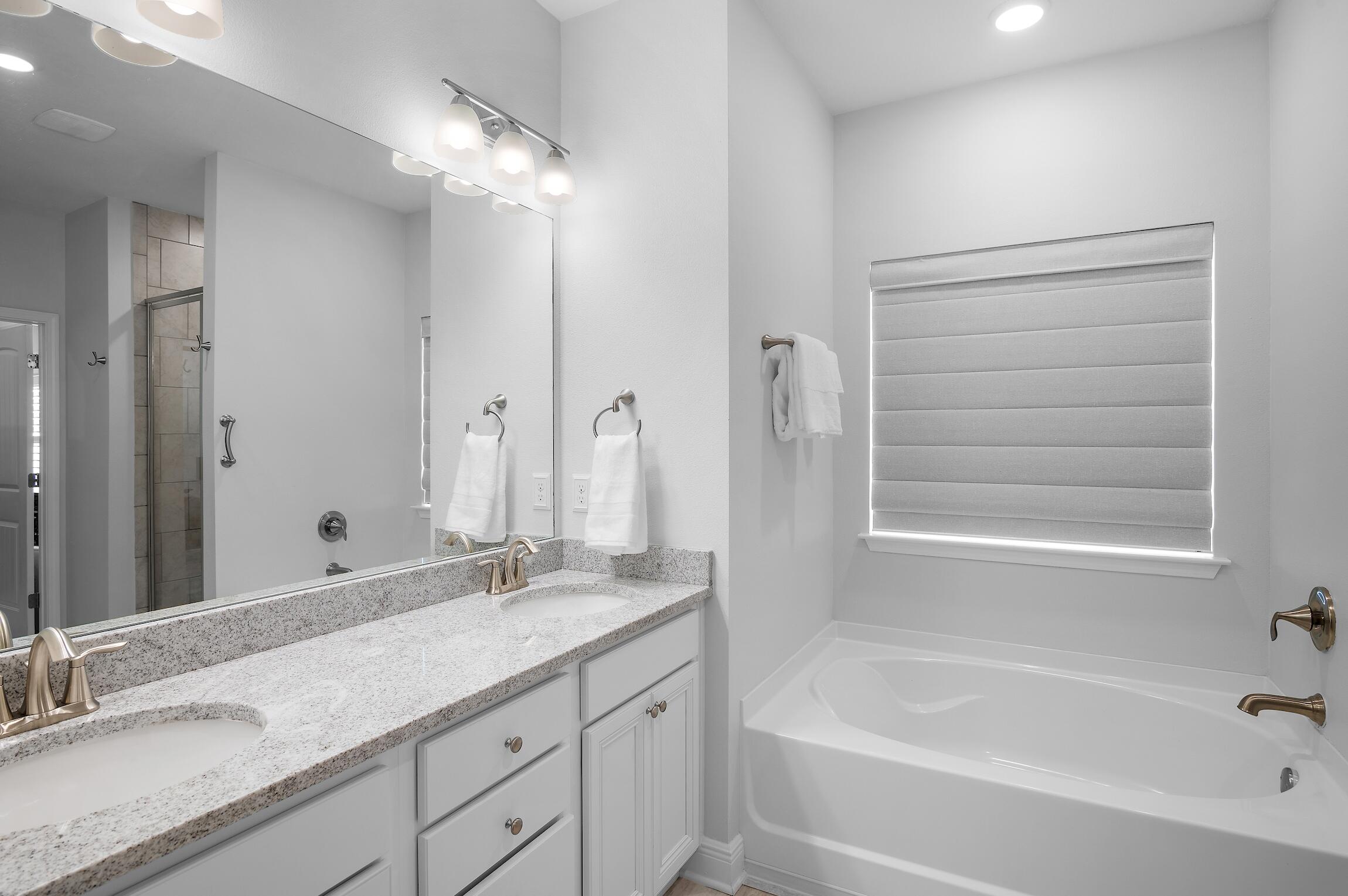 STONEGATE - Residential