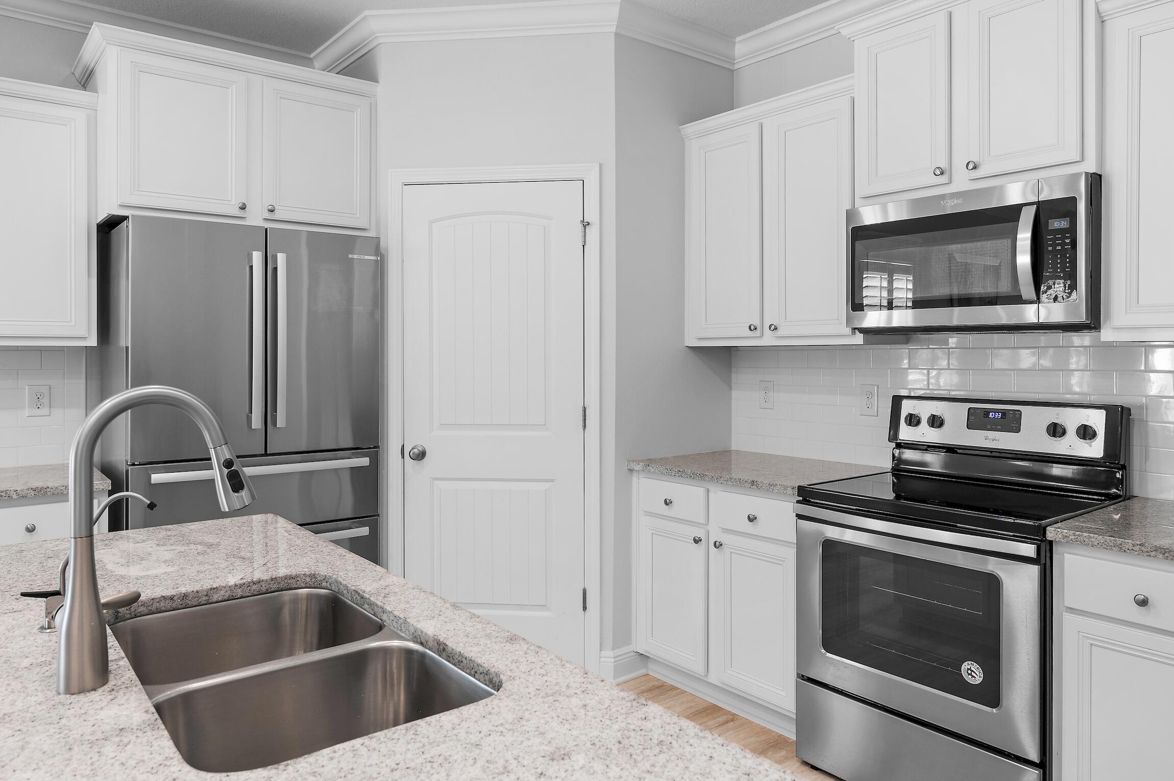STONEGATE - Residential