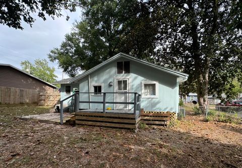 A home in Niceville