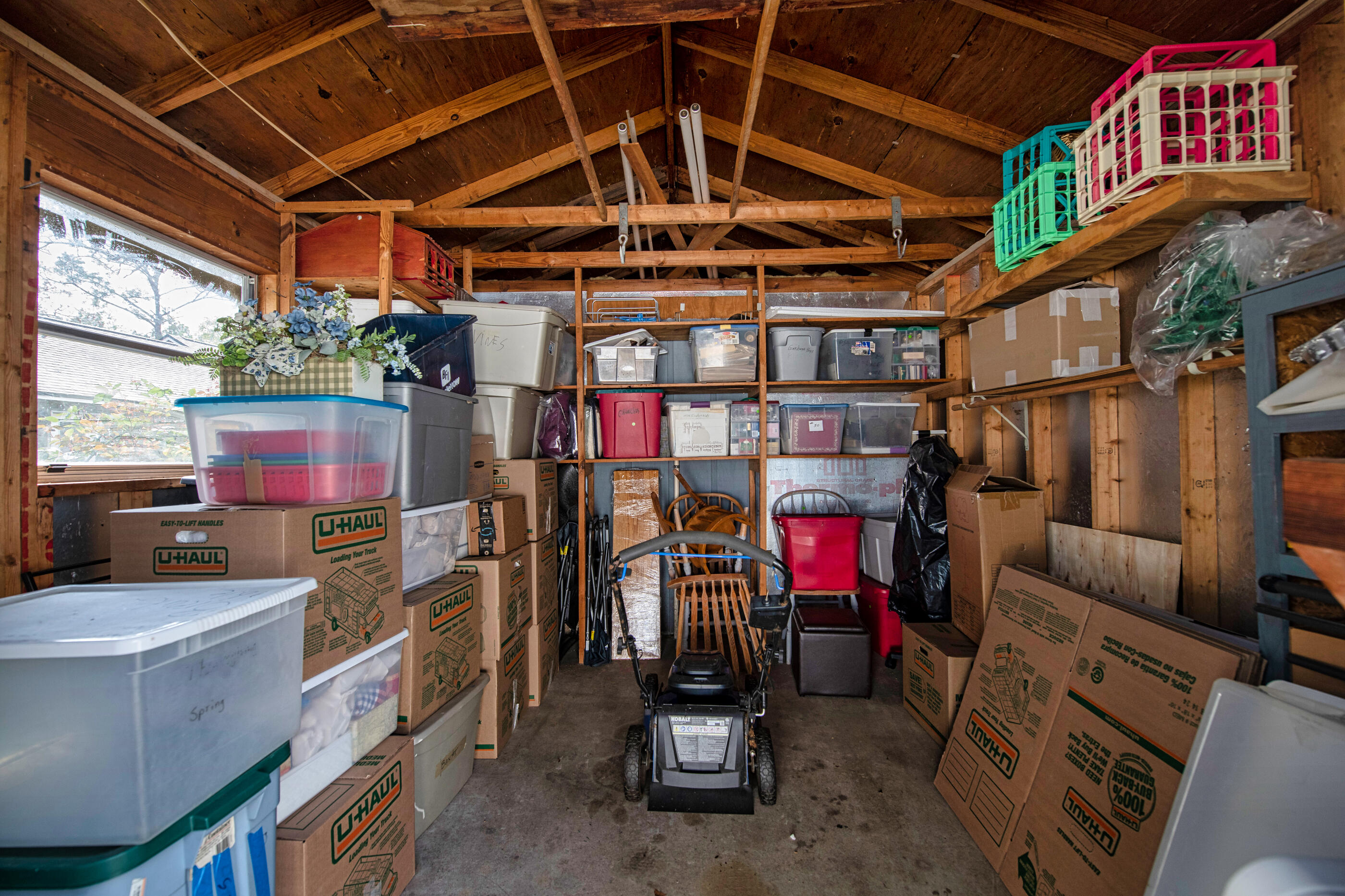 BEG 325.57 FT E & 238.5 FT S NW COR OF NE1/4 OF SW1/4 - Residential