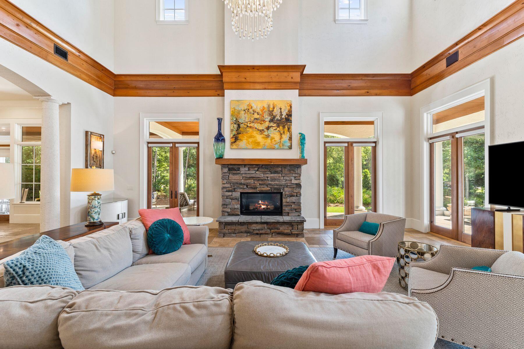 BURNT PINE - Residential
