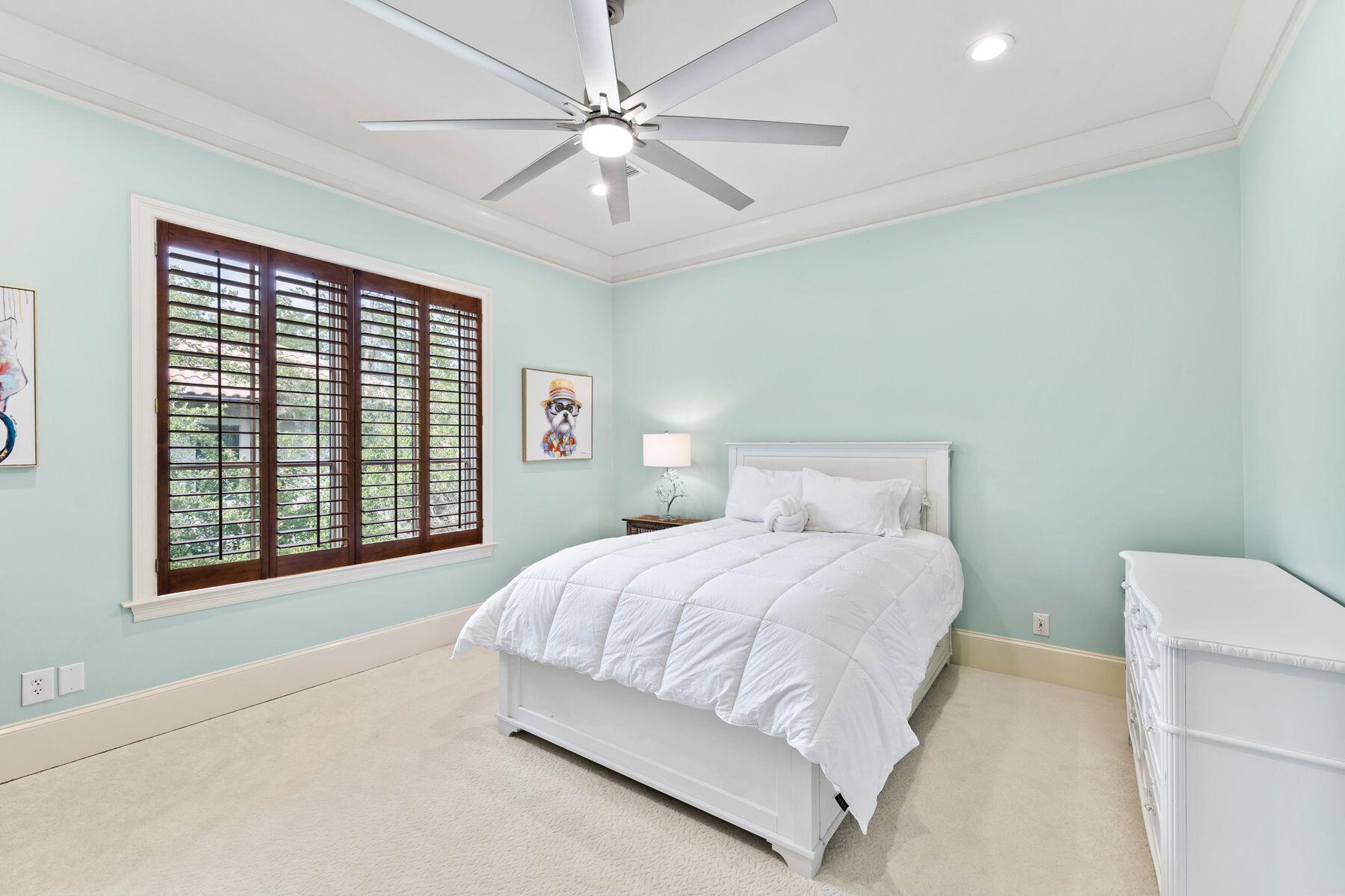 BURNT PINE - Residential