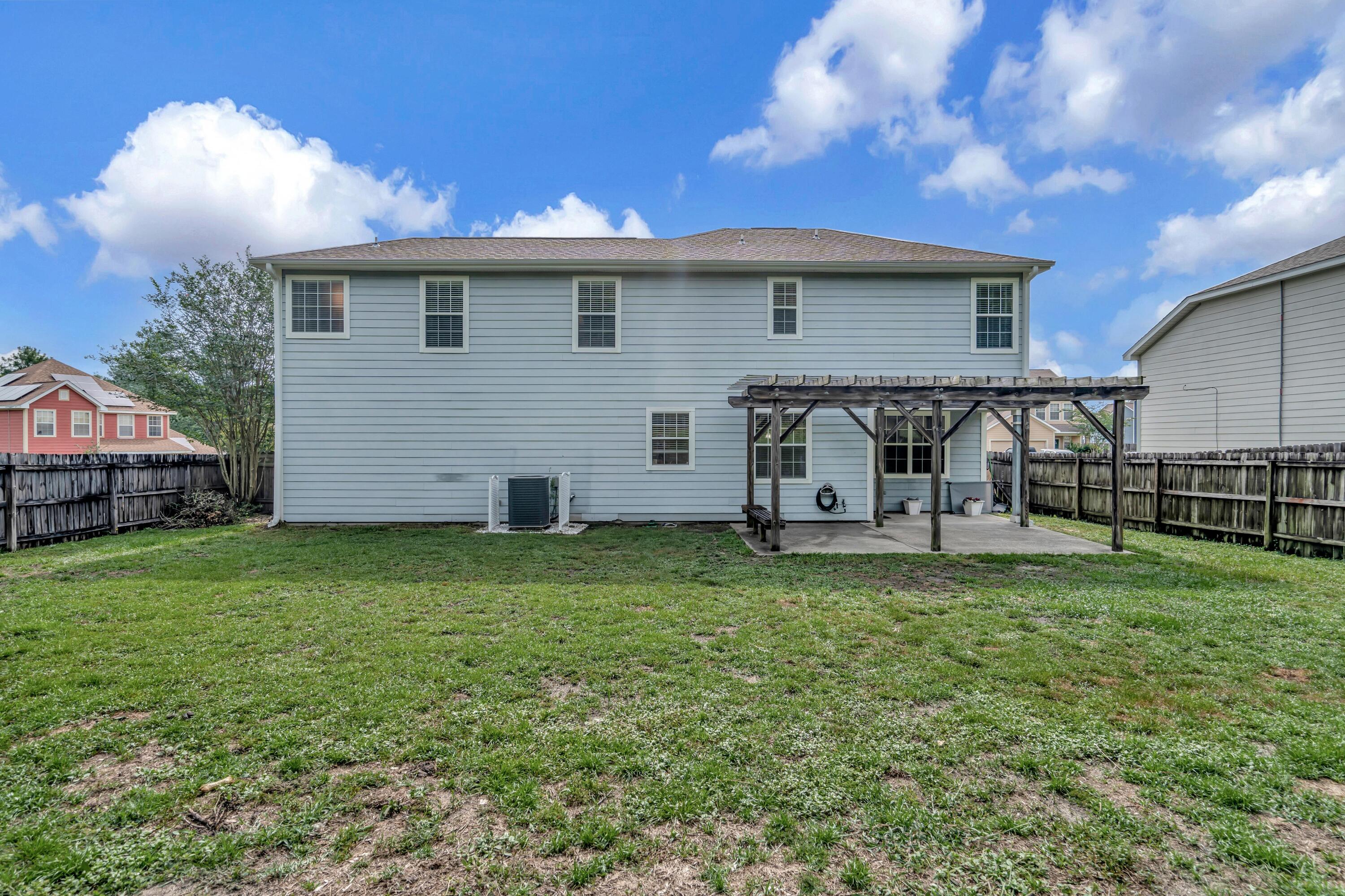 SANDY RIDGE ESTATES - Residential