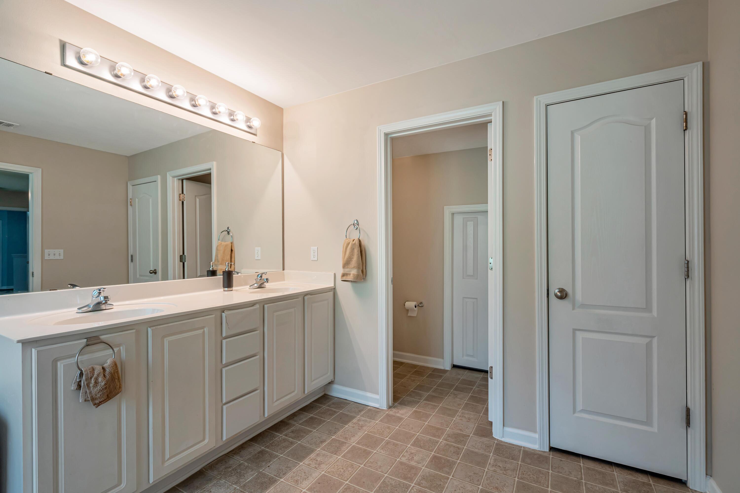 SANDY RIDGE ESTATES - Residential