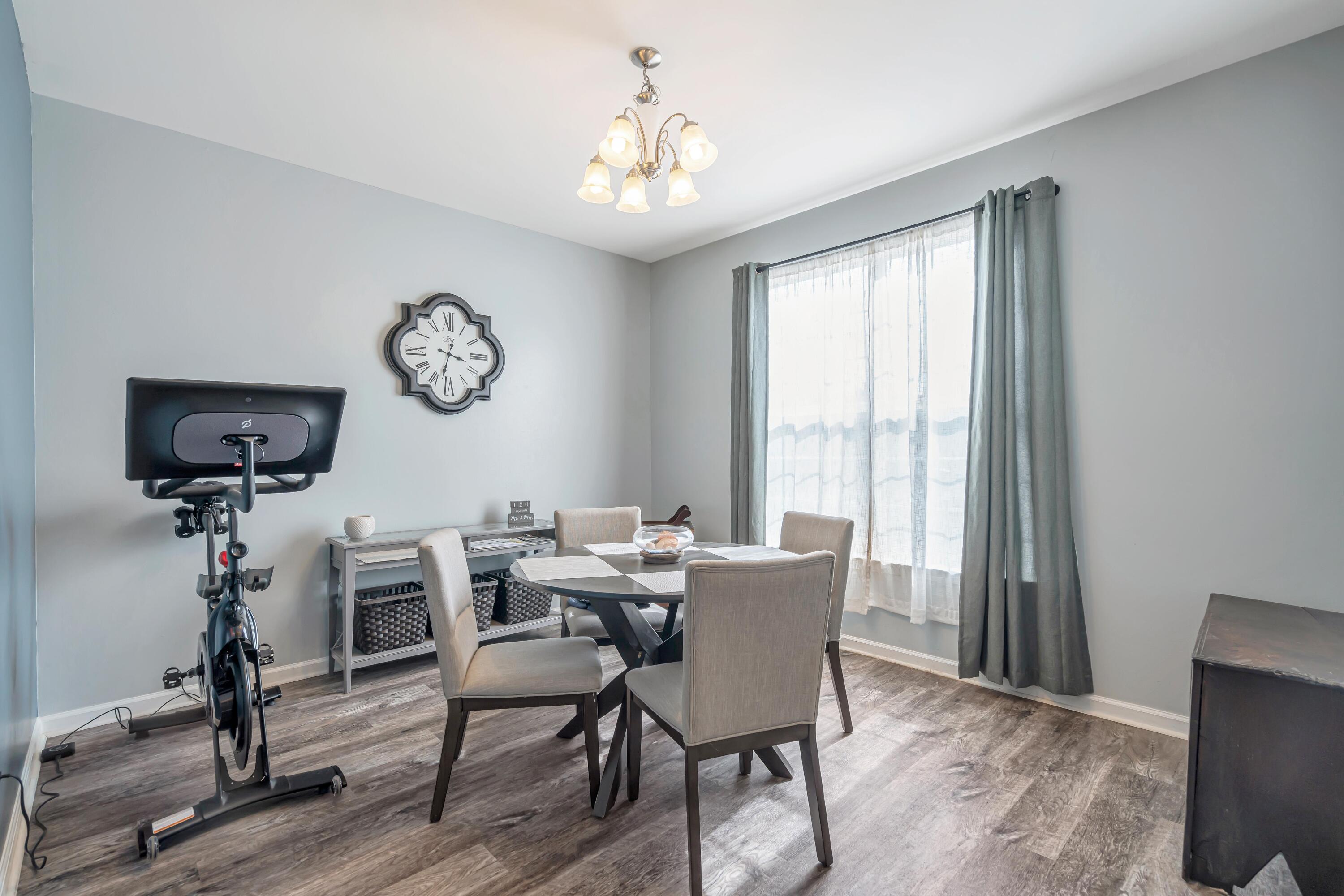 SANDY RIDGE ESTATES - Residential