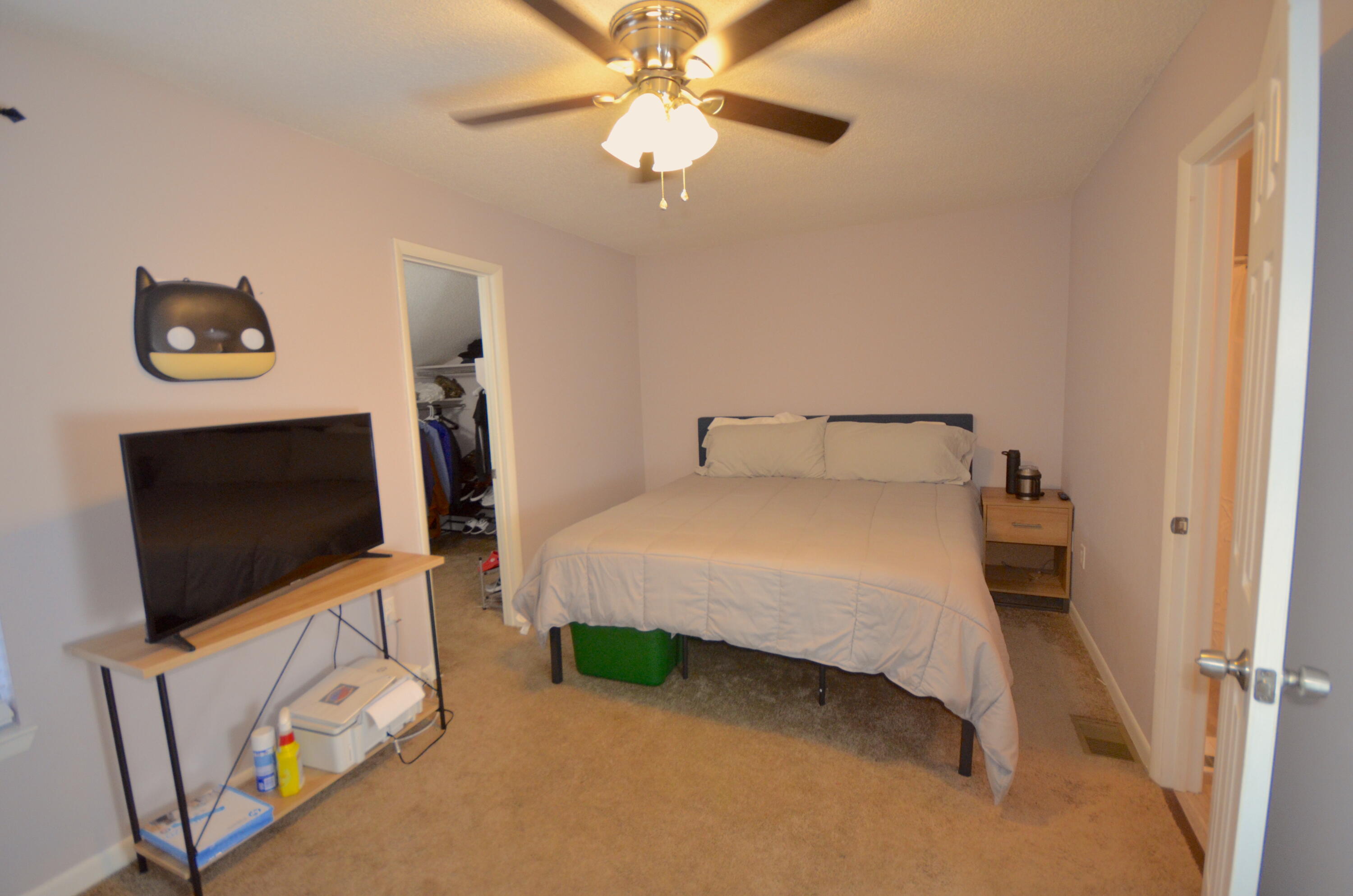 VIKING MANOR PH 1 - Residential