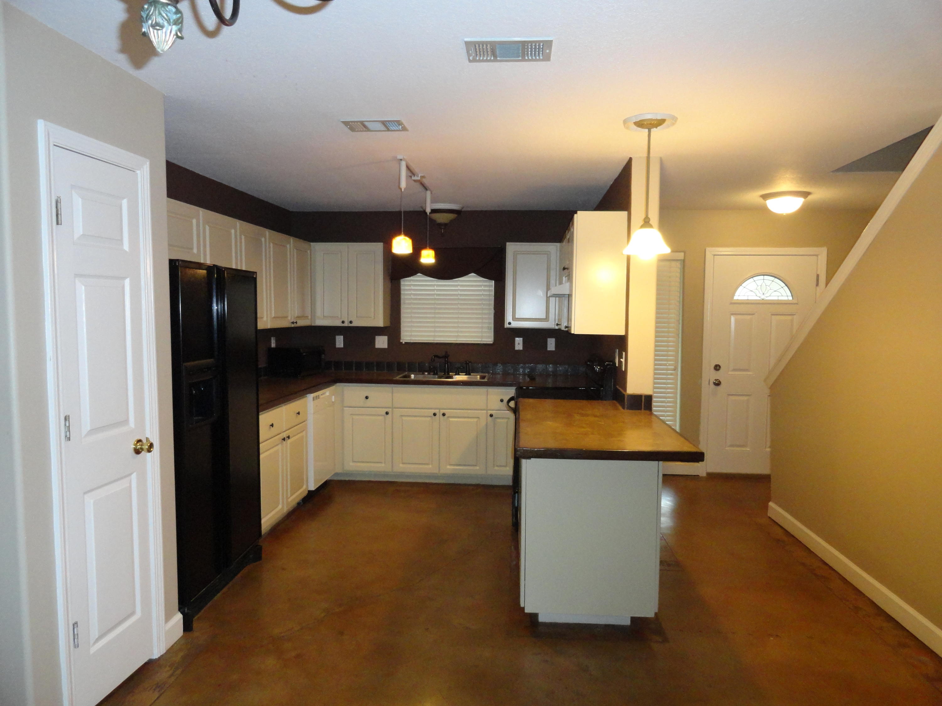 PELICAN PLACE T/H EAST - Residential