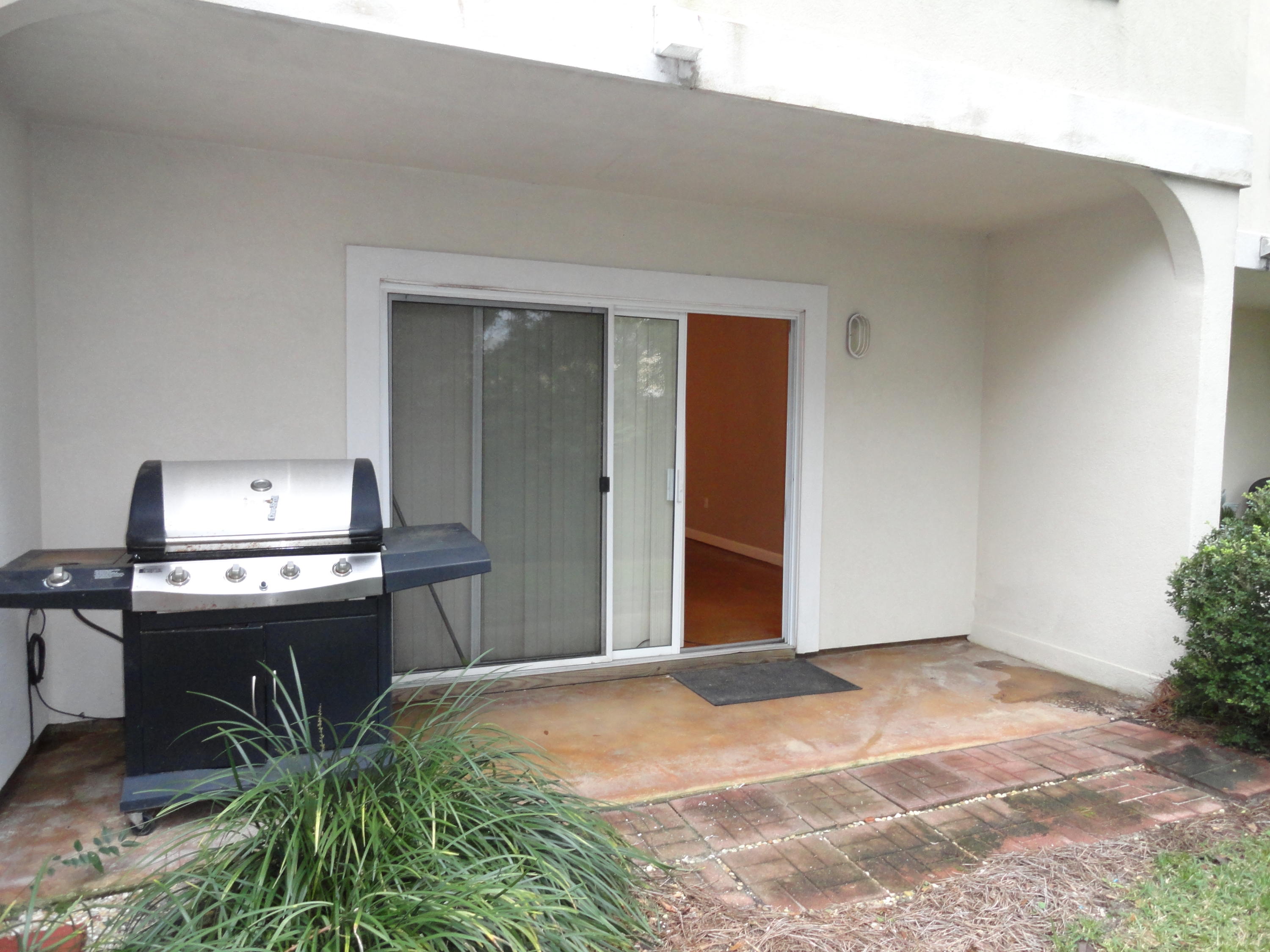 PELICAN PLACE T/H EAST - Residential