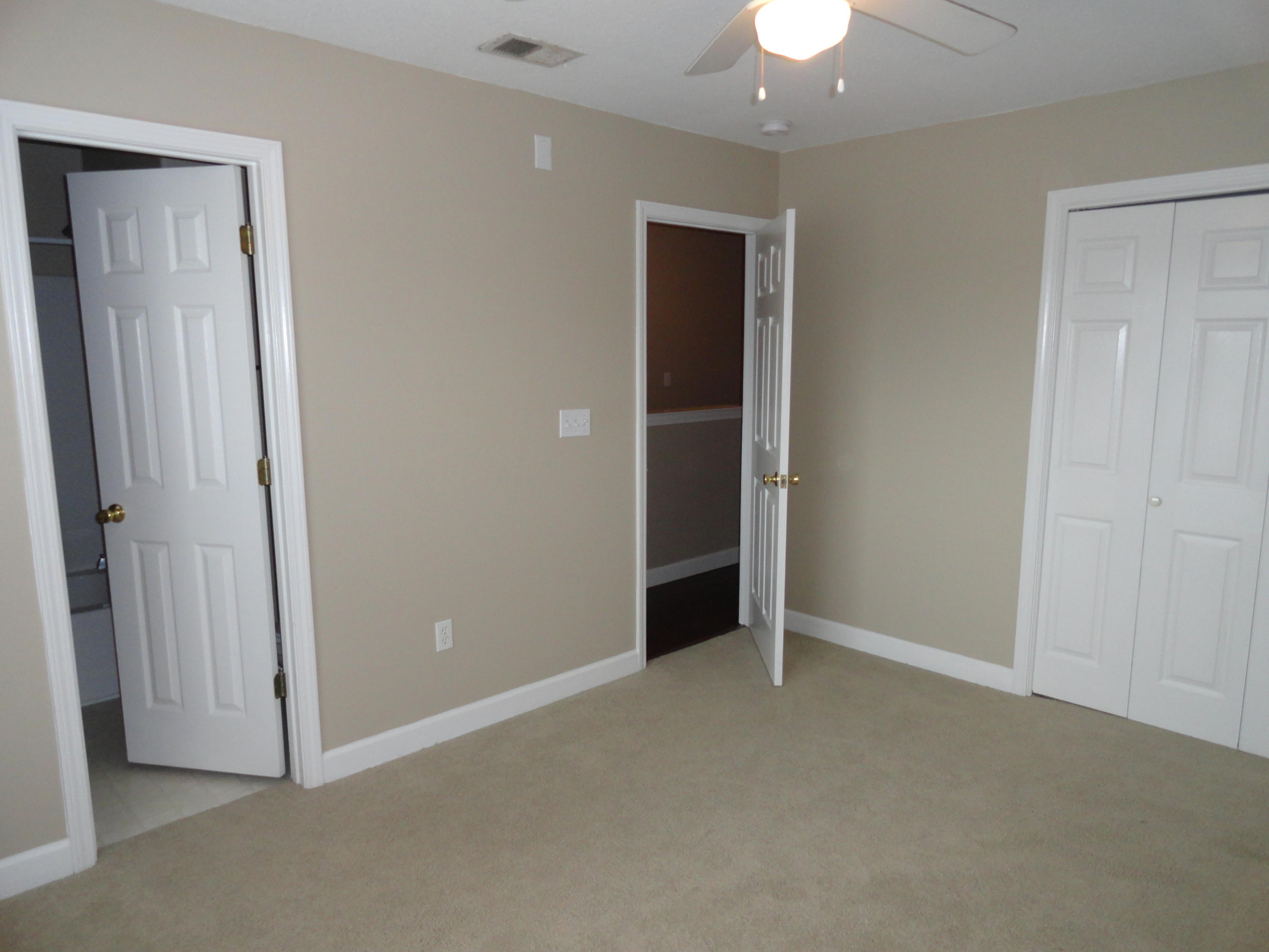 PELICAN PLACE T/H EAST - Residential