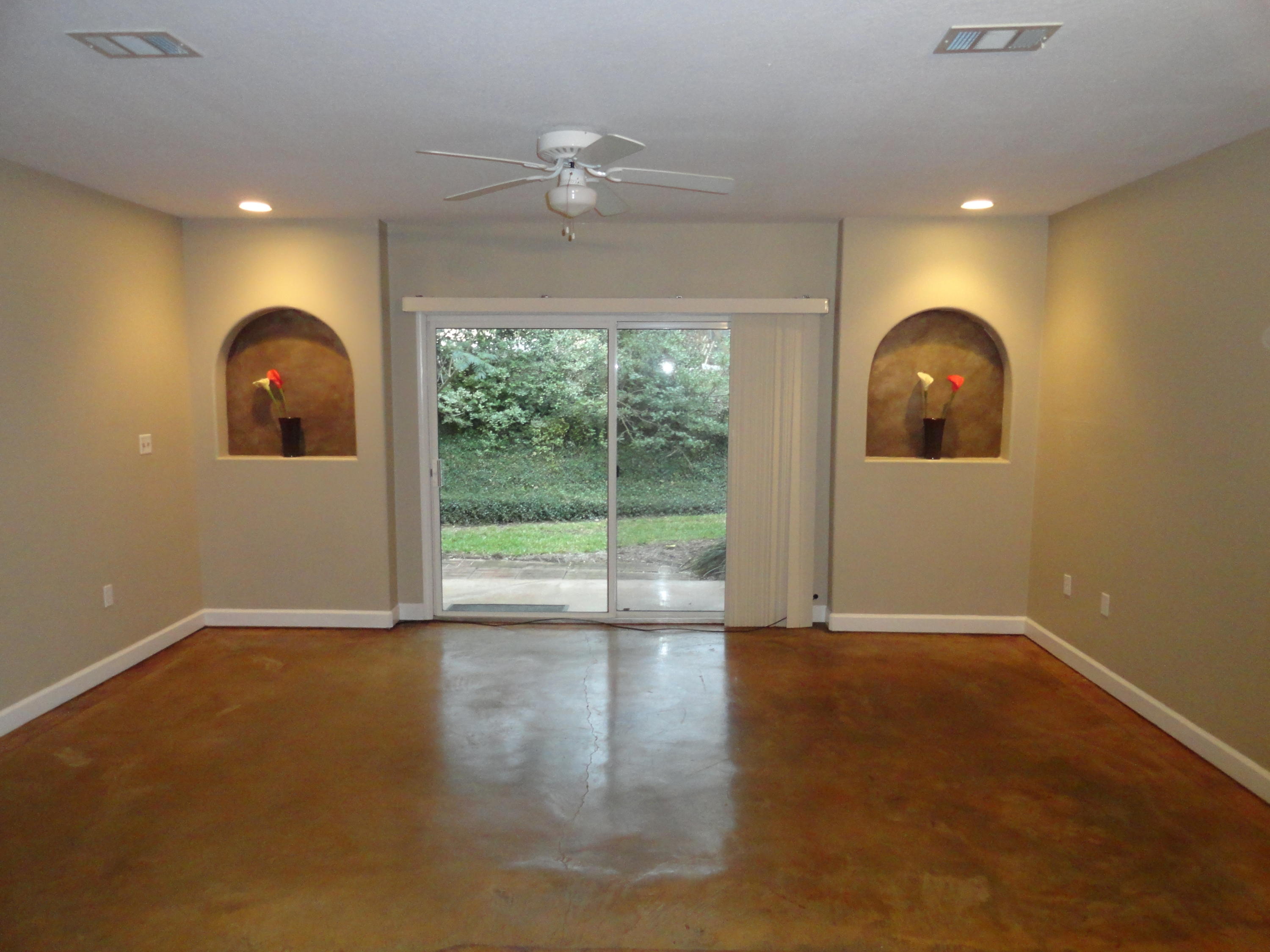 PELICAN PLACE T/H EAST - Residential