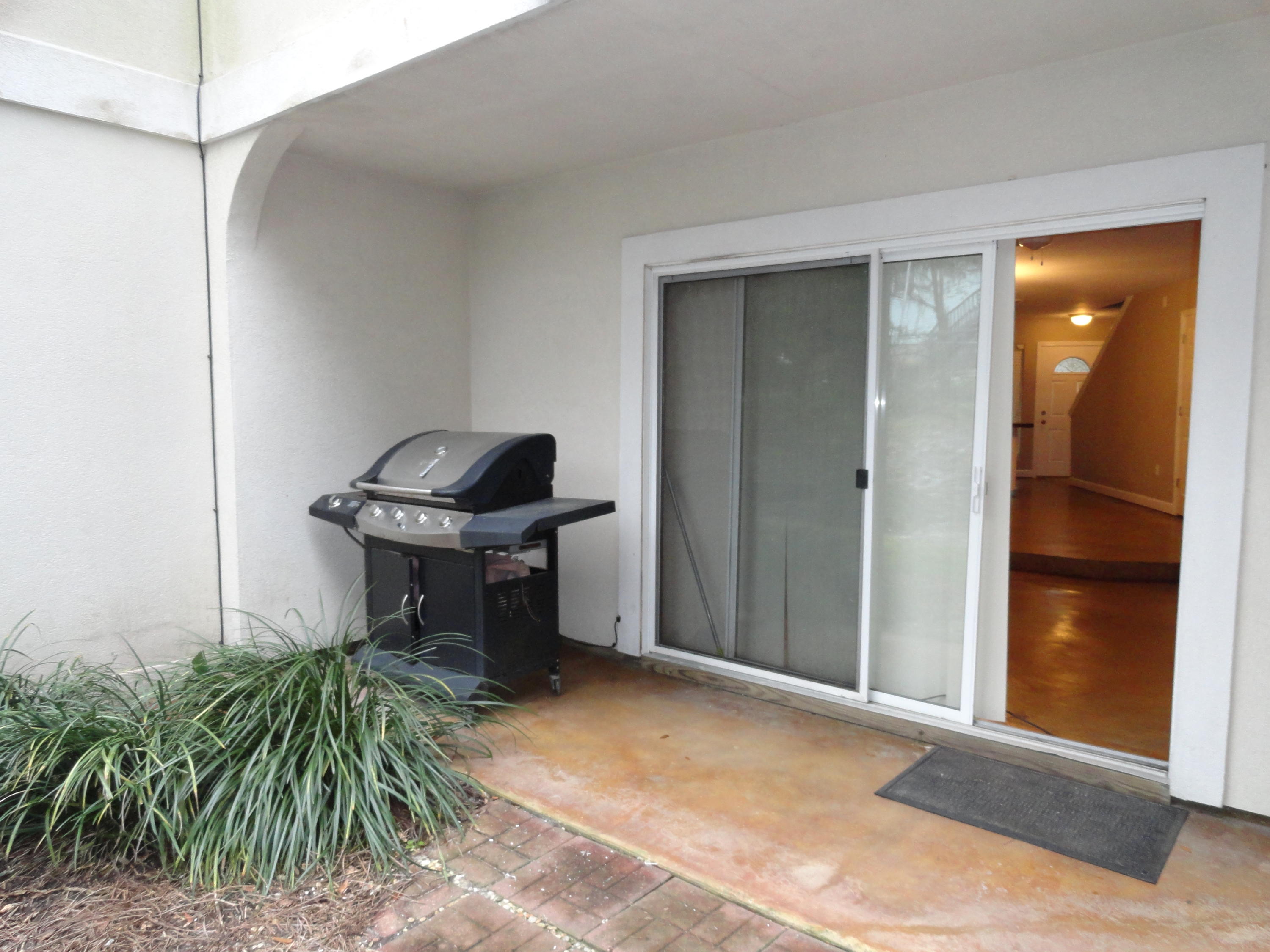 PELICAN PLACE T/H EAST - Residential