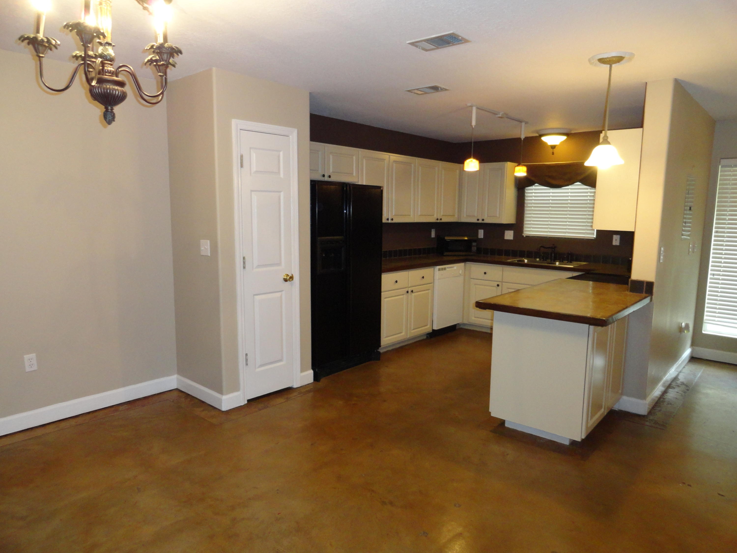 PELICAN PLACE T/H EAST - Residential