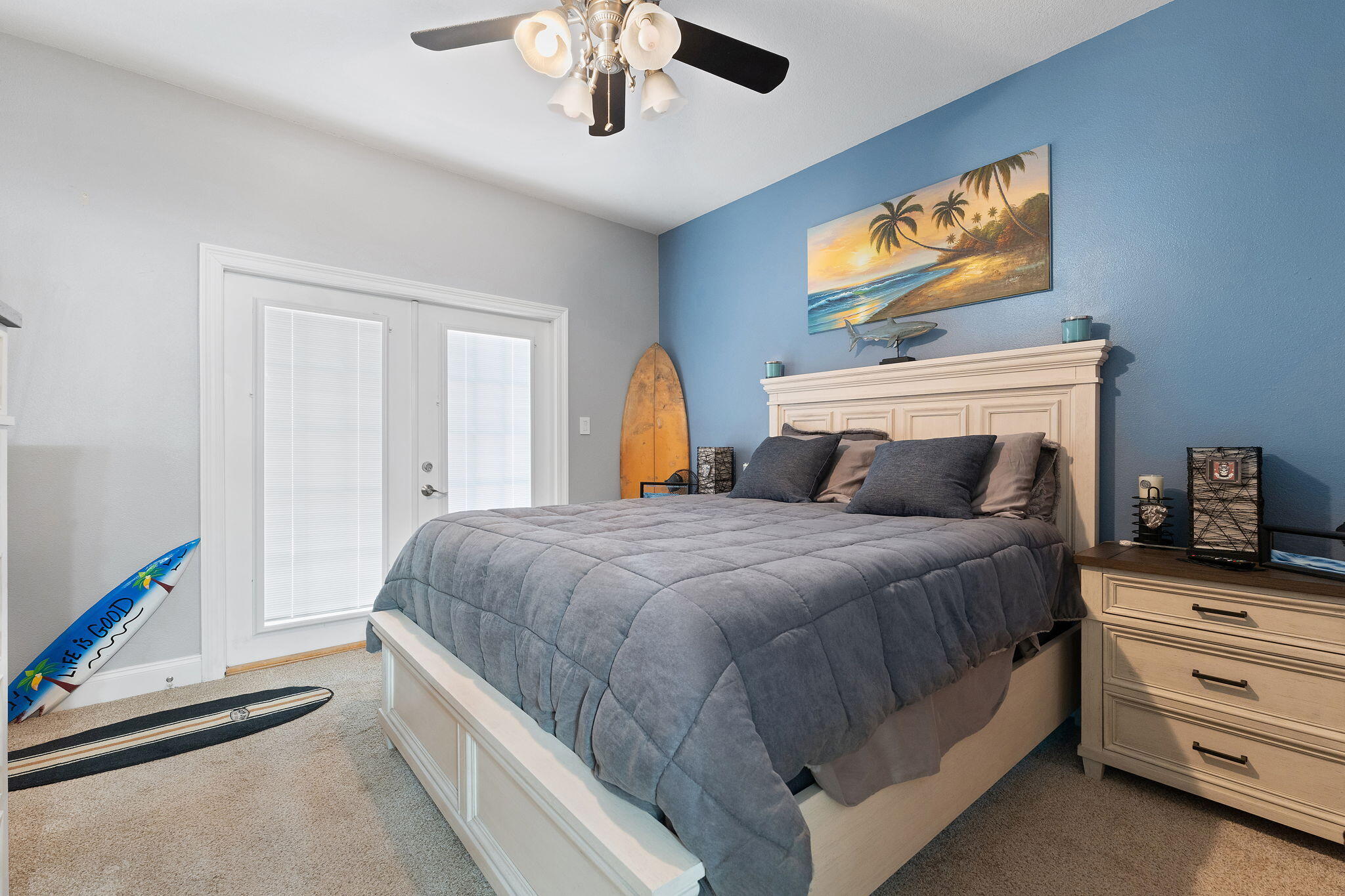 HIDDEN BAY VILLAGE - Residential