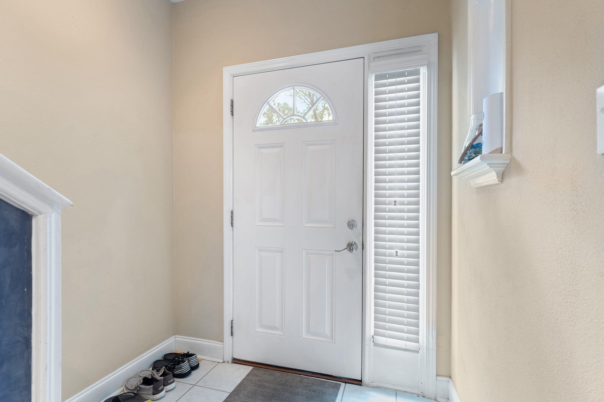 HIDDEN BAY VILLAGE - Residential