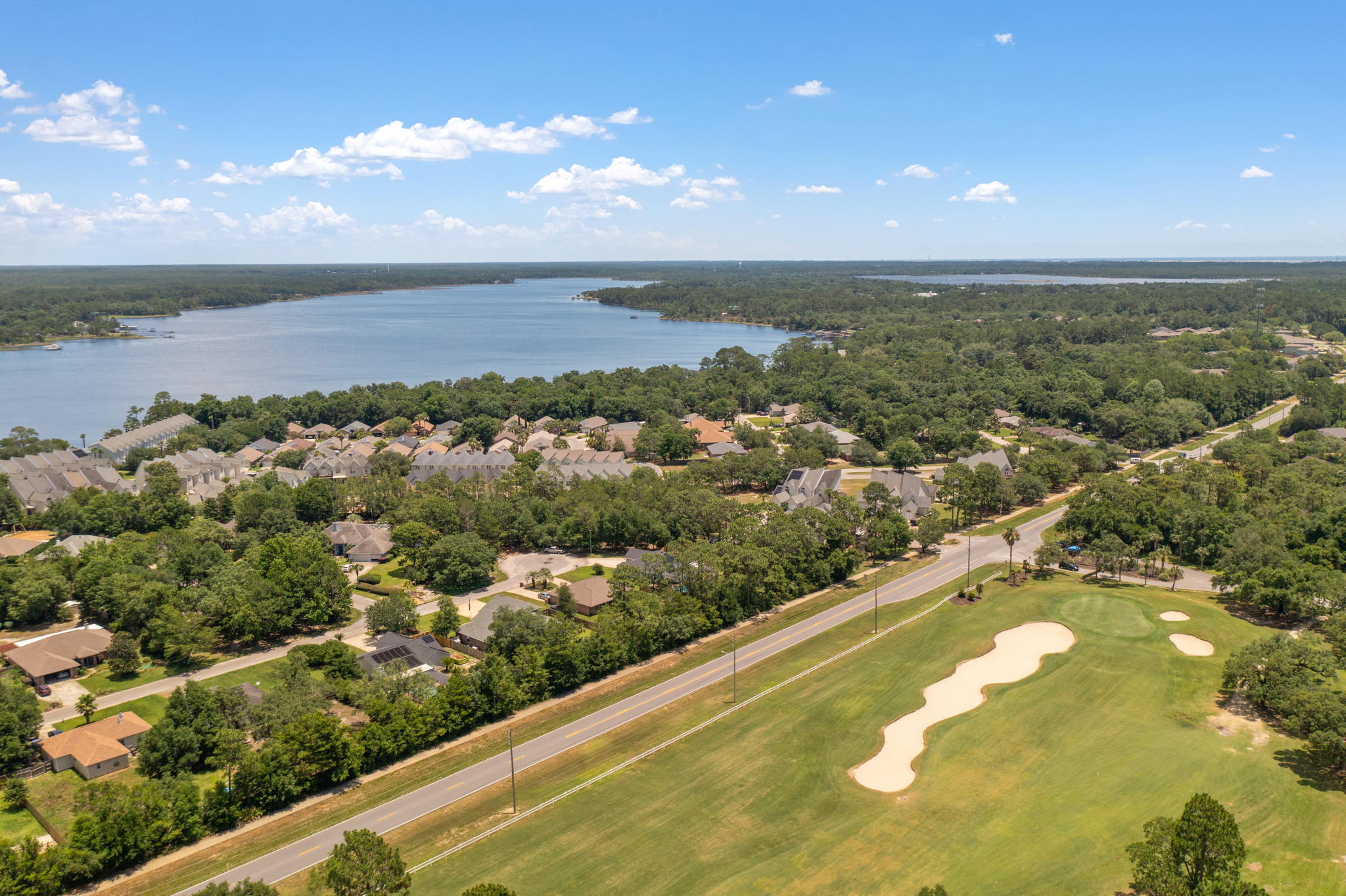 HIDDEN BAY VILLAGE - Residential