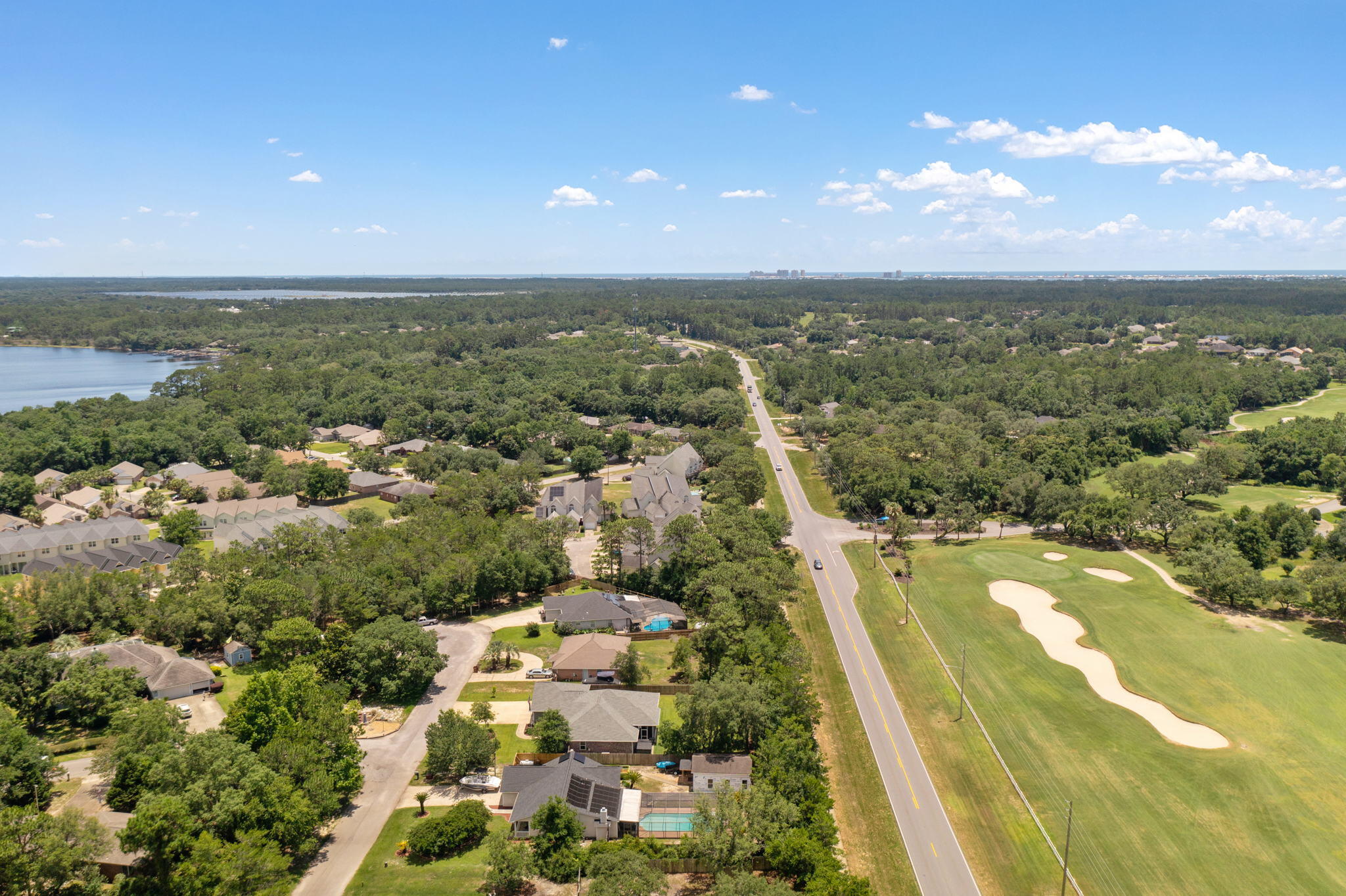 HIDDEN BAY VILLAGE - Residential