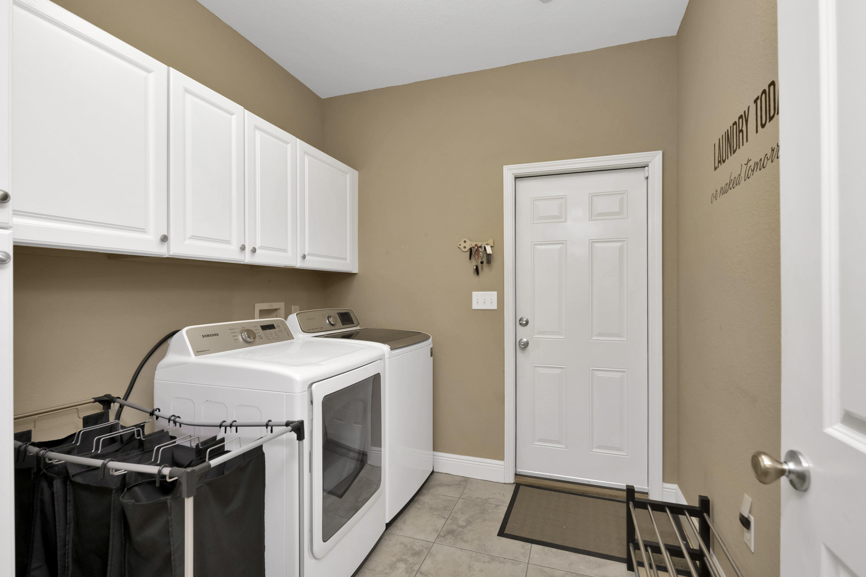 DUGGAN POND ESTATES - Residential