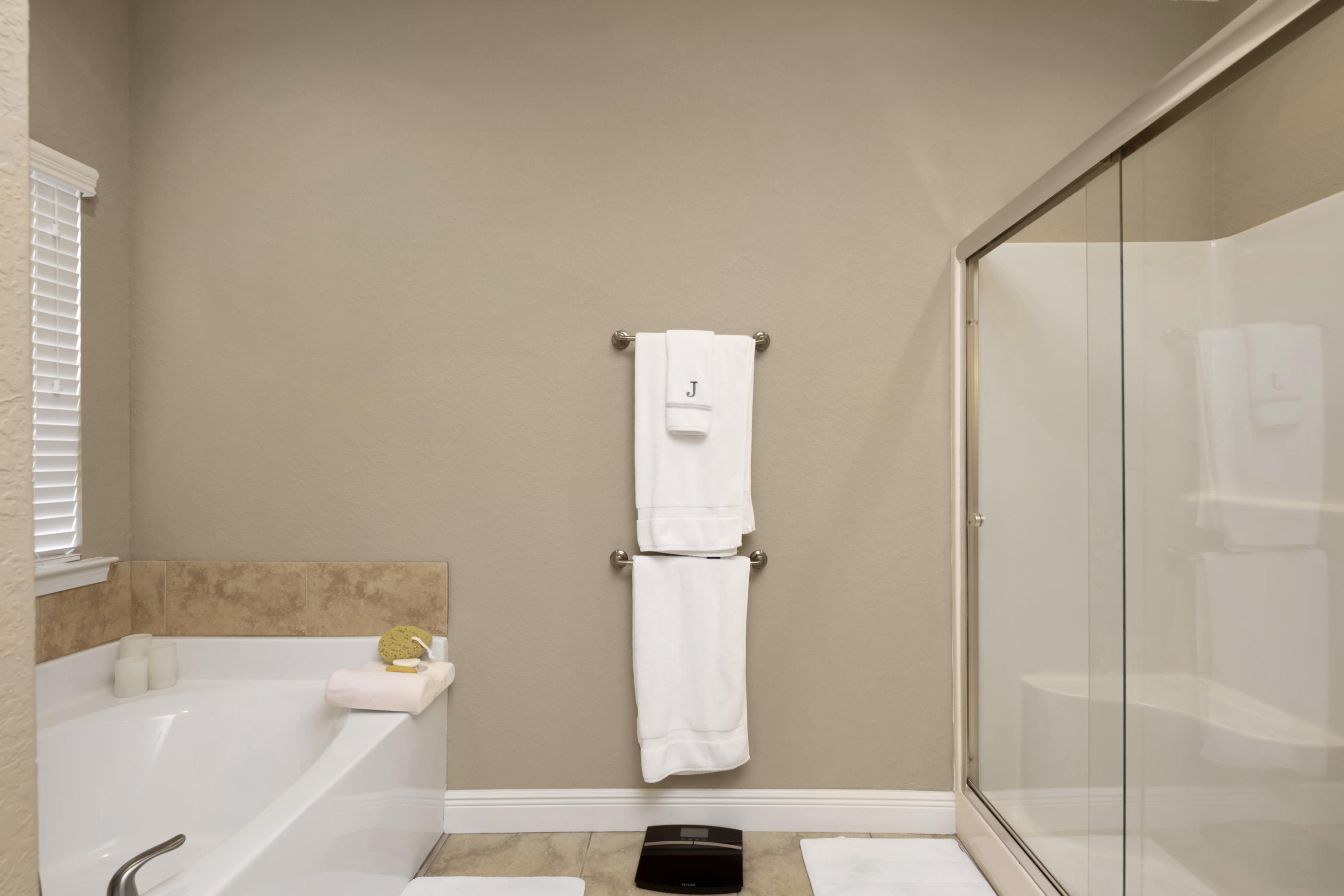 DUGGAN POND ESTATES - Residential