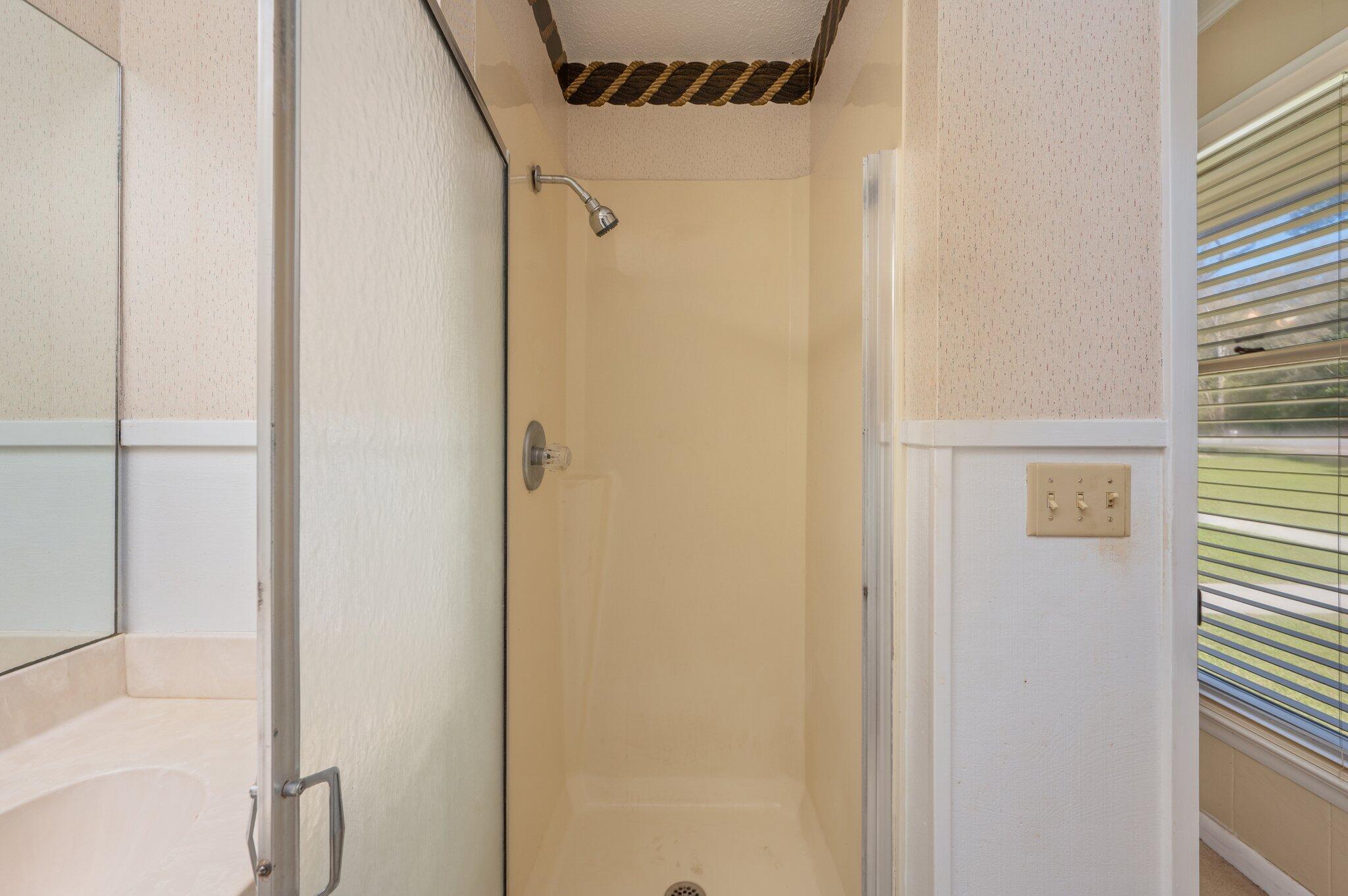 LAKEWOOD ADD - Residential