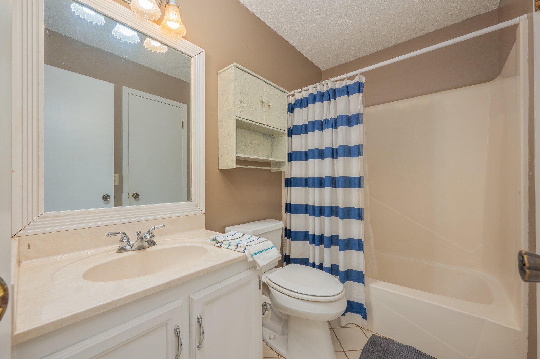 LAKEWOOD ADD - Residential