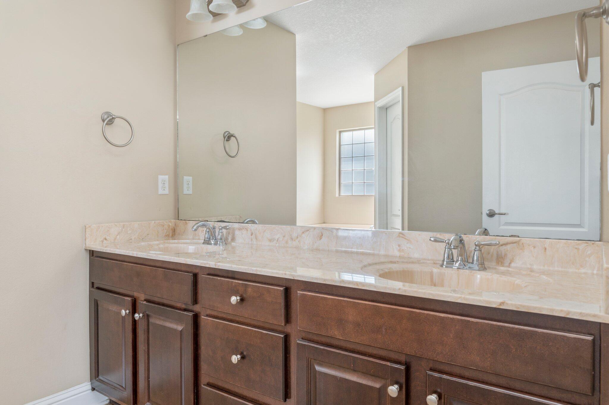 BROOKE ESTATES PH II - Residential