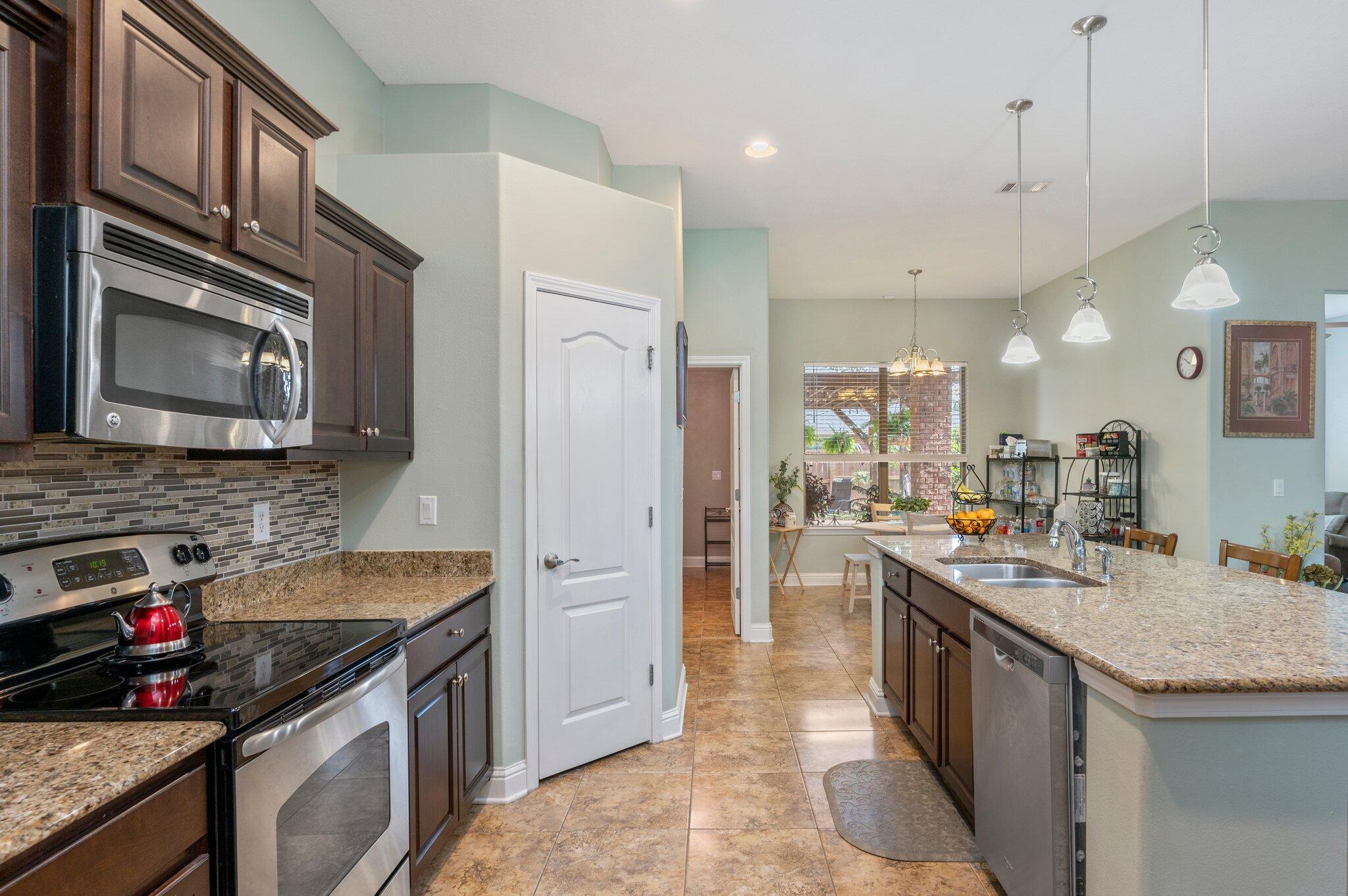 BROOKE ESTATES PH II - Residential