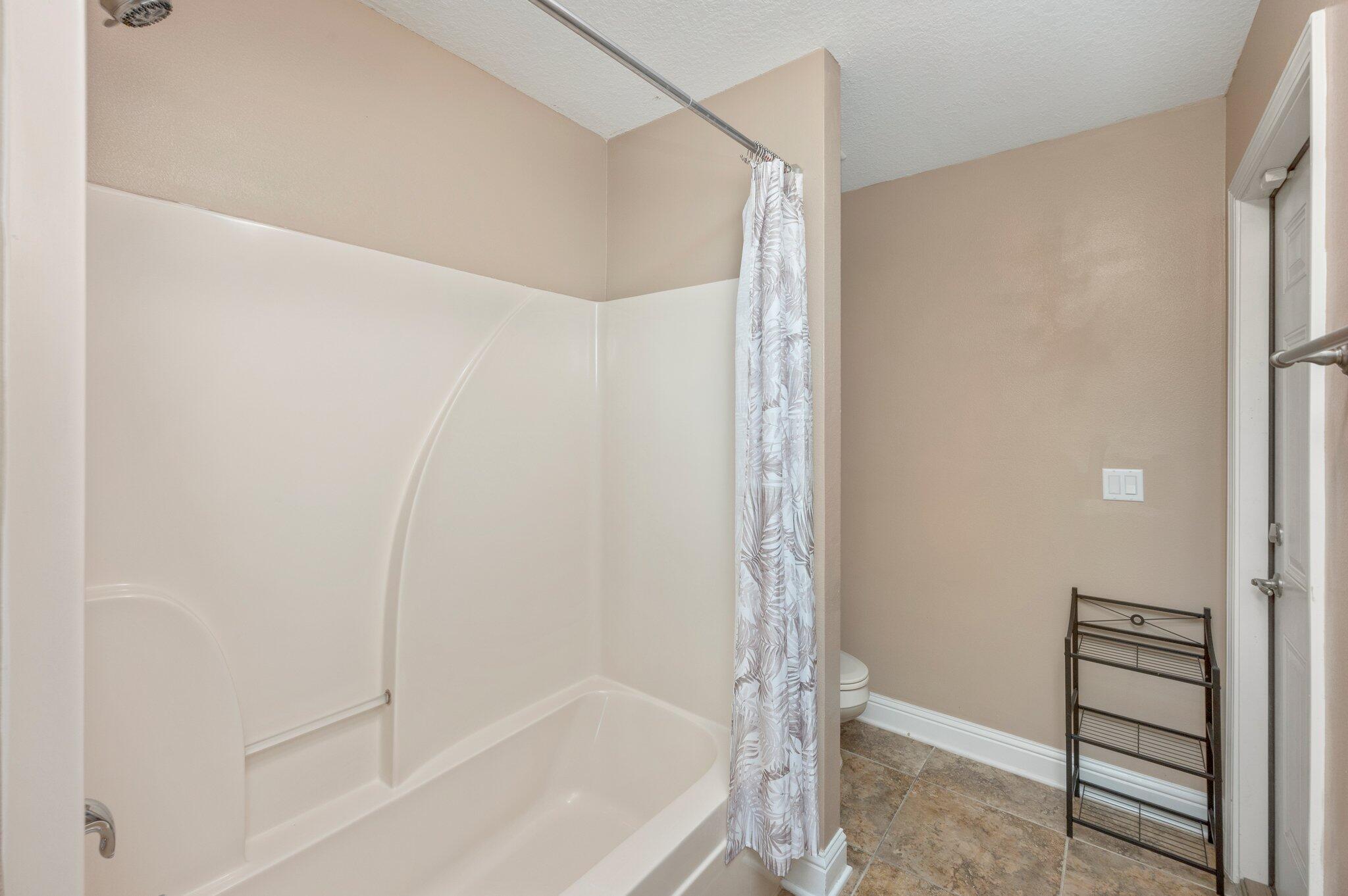 BROOKE ESTATES PH II - Residential