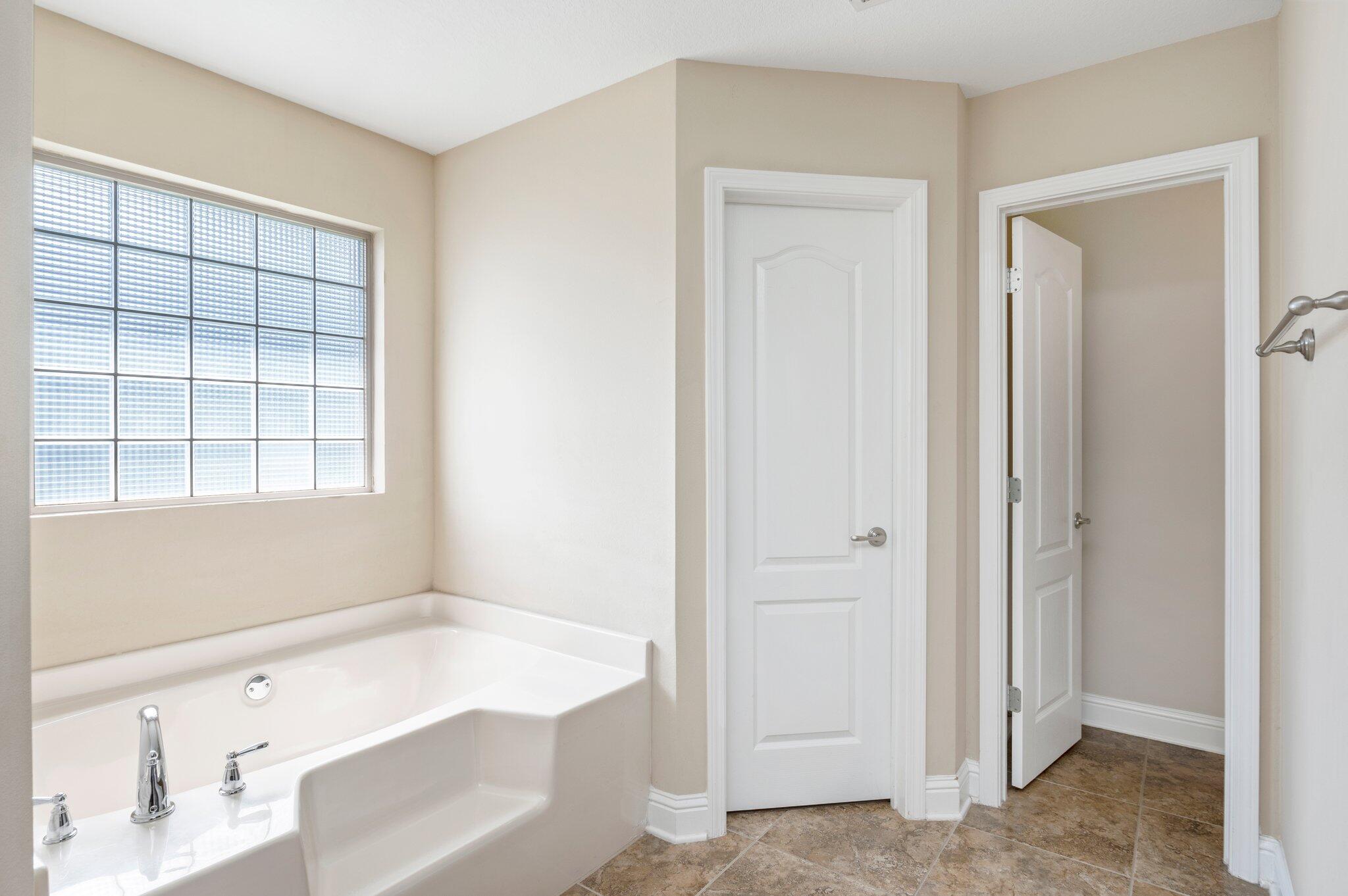 BROOKE ESTATES PH II - Residential