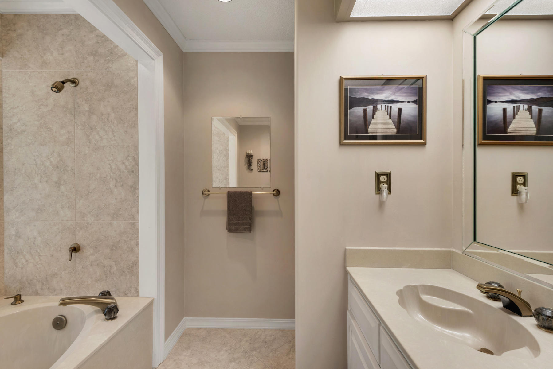 LIDO ESTATES BLUEWATER BAY - Residential