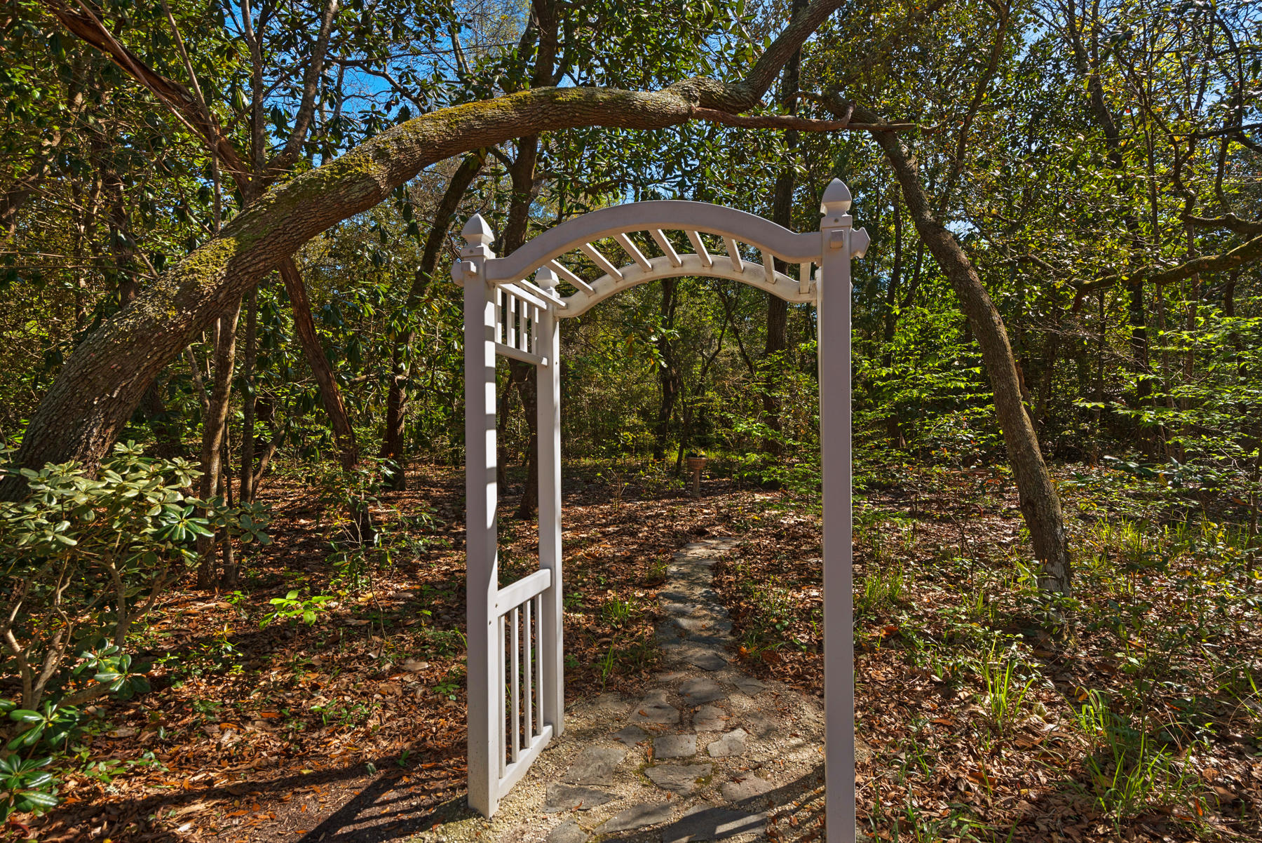 LIDO ESTATES BLUEWATER BAY - Residential