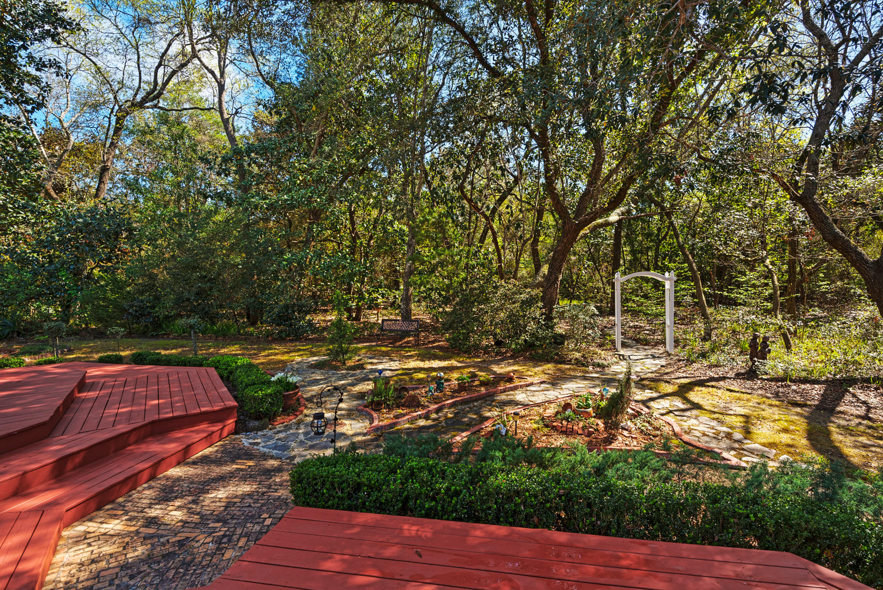 LIDO ESTATES BLUEWATER BAY - Residential