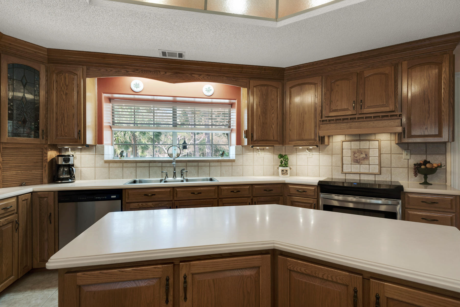 LIDO ESTATES BLUEWATER BAY - Residential