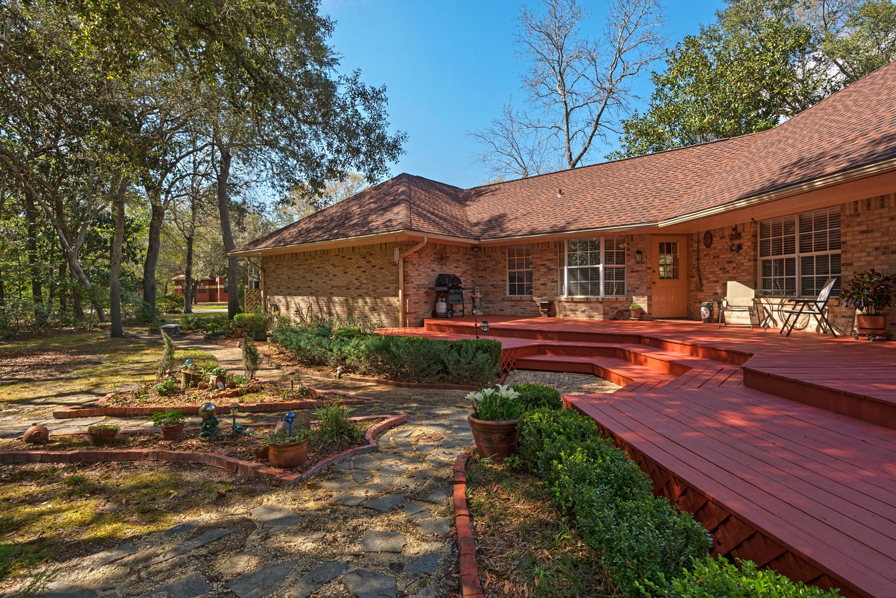 LIDO ESTATES BLUEWATER BAY - Residential