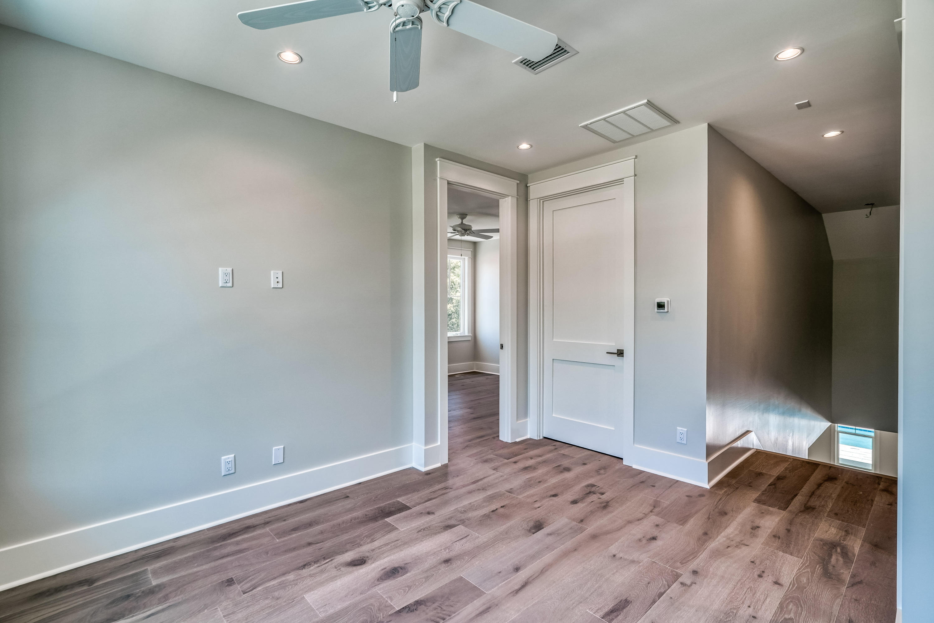 SEABREEZE - Residential