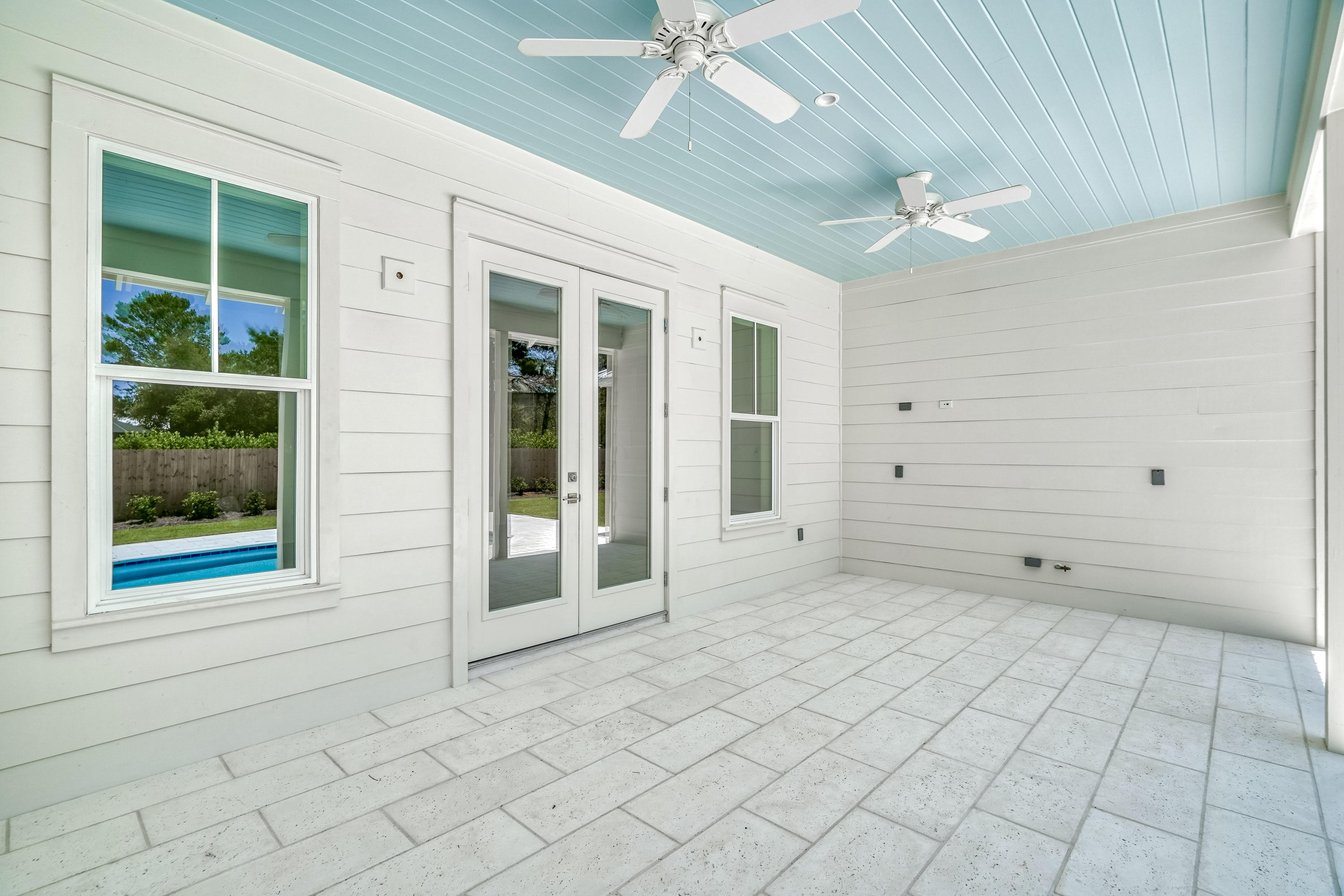 SEABREEZE - Residential