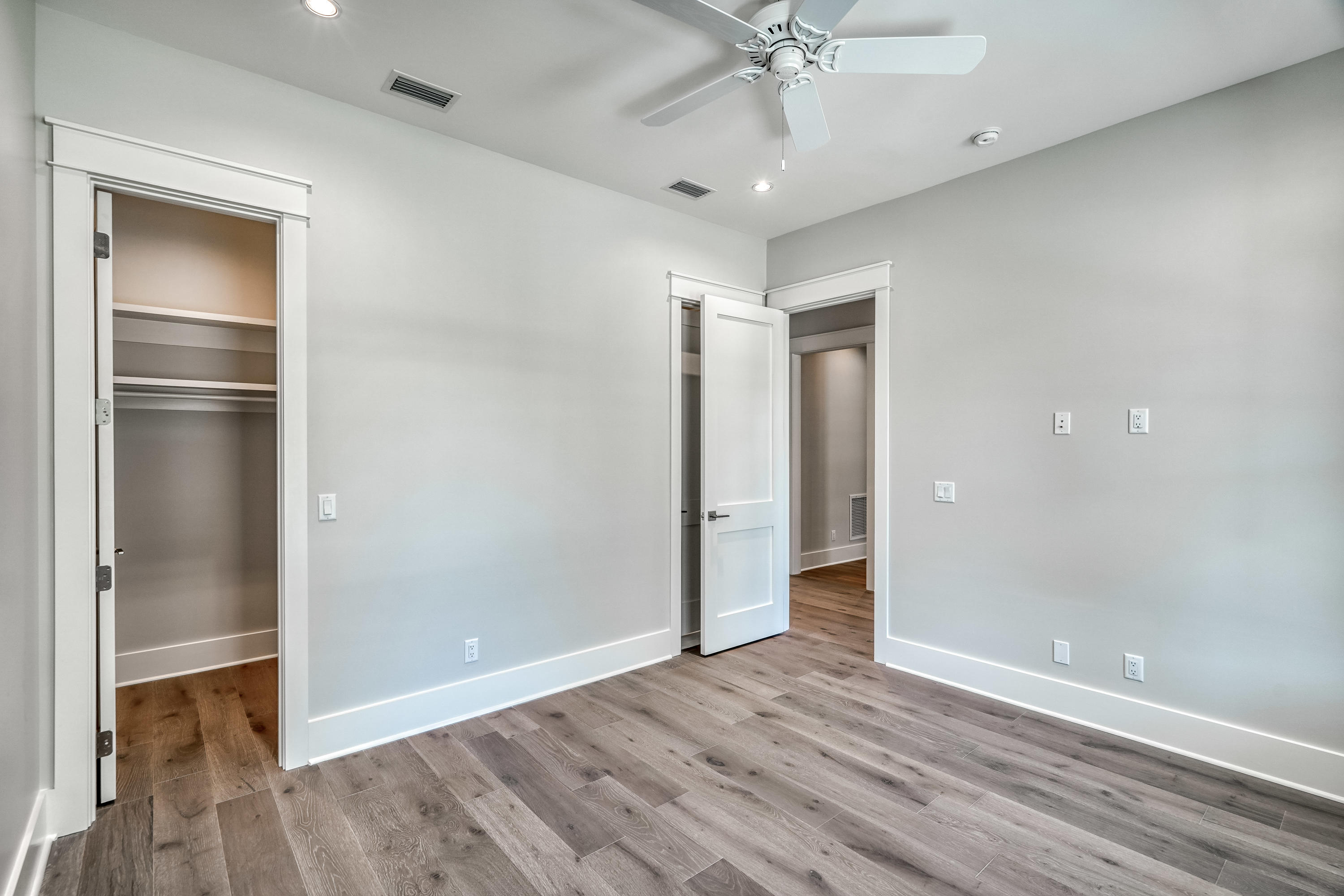 SEABREEZE - Residential