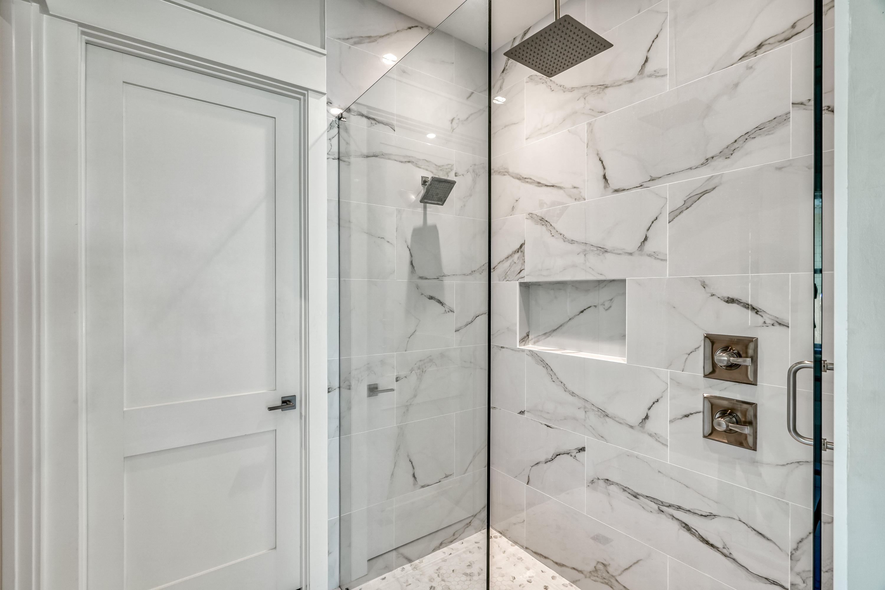 SEABREEZE - Residential