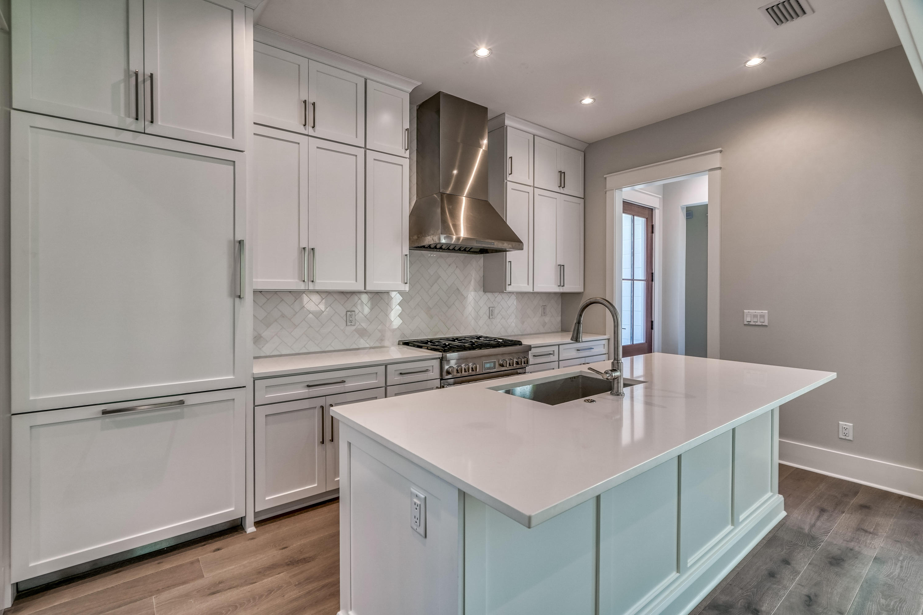 SEABREEZE - Residential