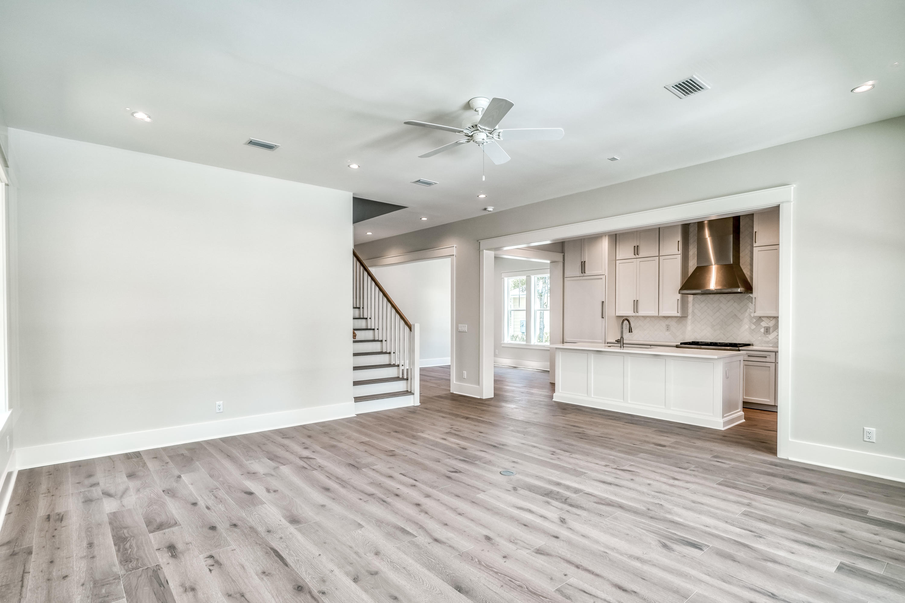 SEABREEZE - Residential