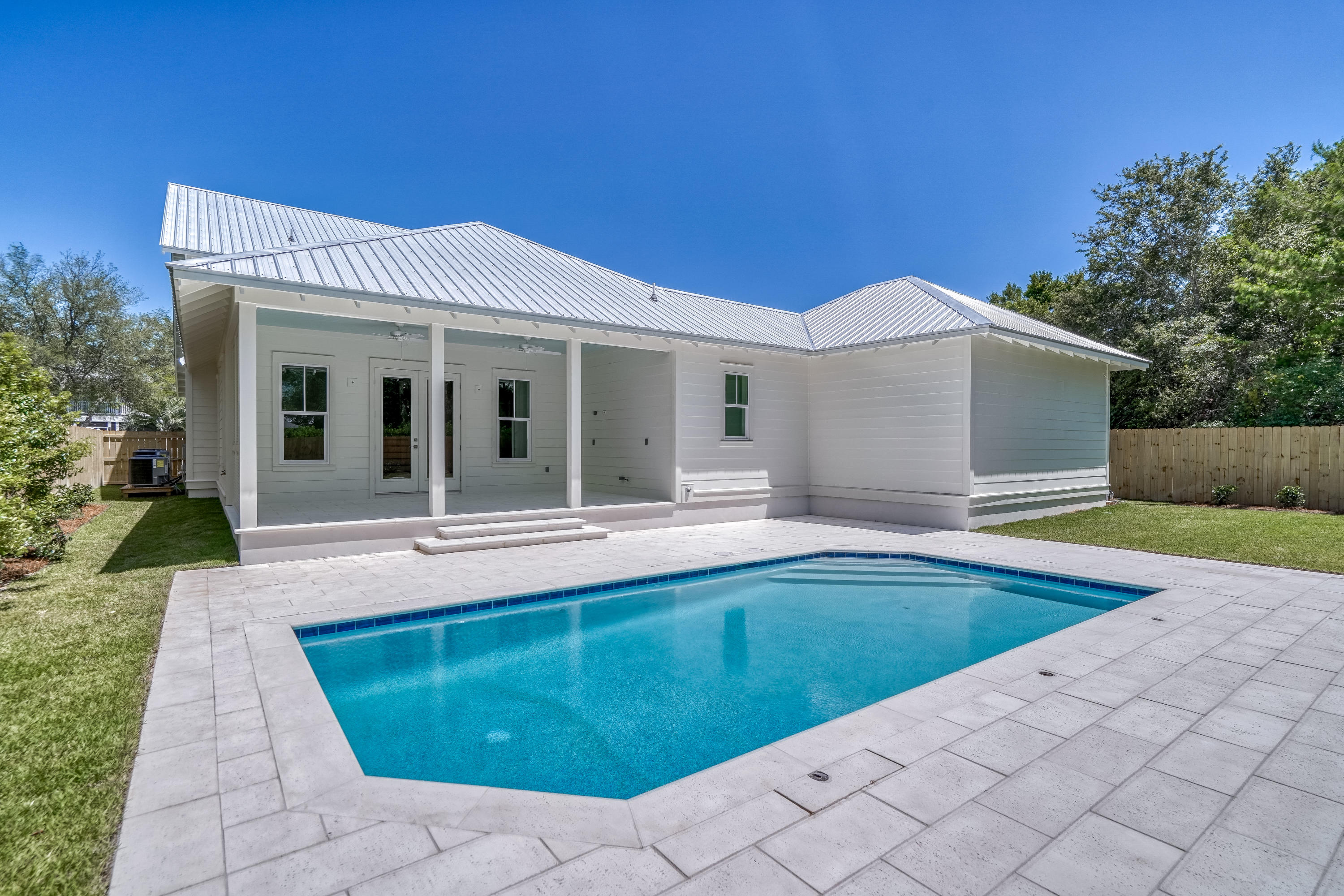 SEABREEZE - Residential