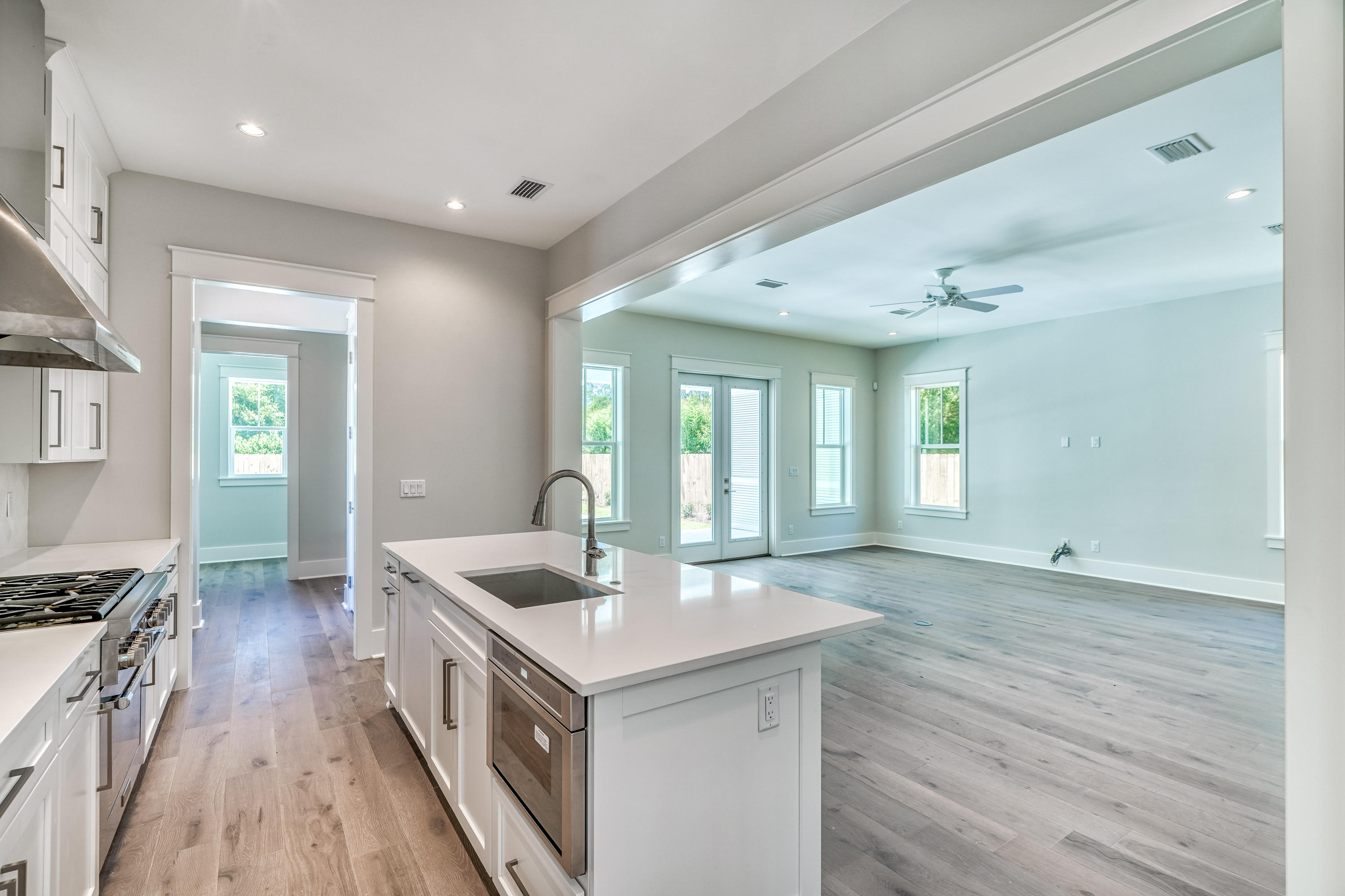 SEABREEZE - Residential