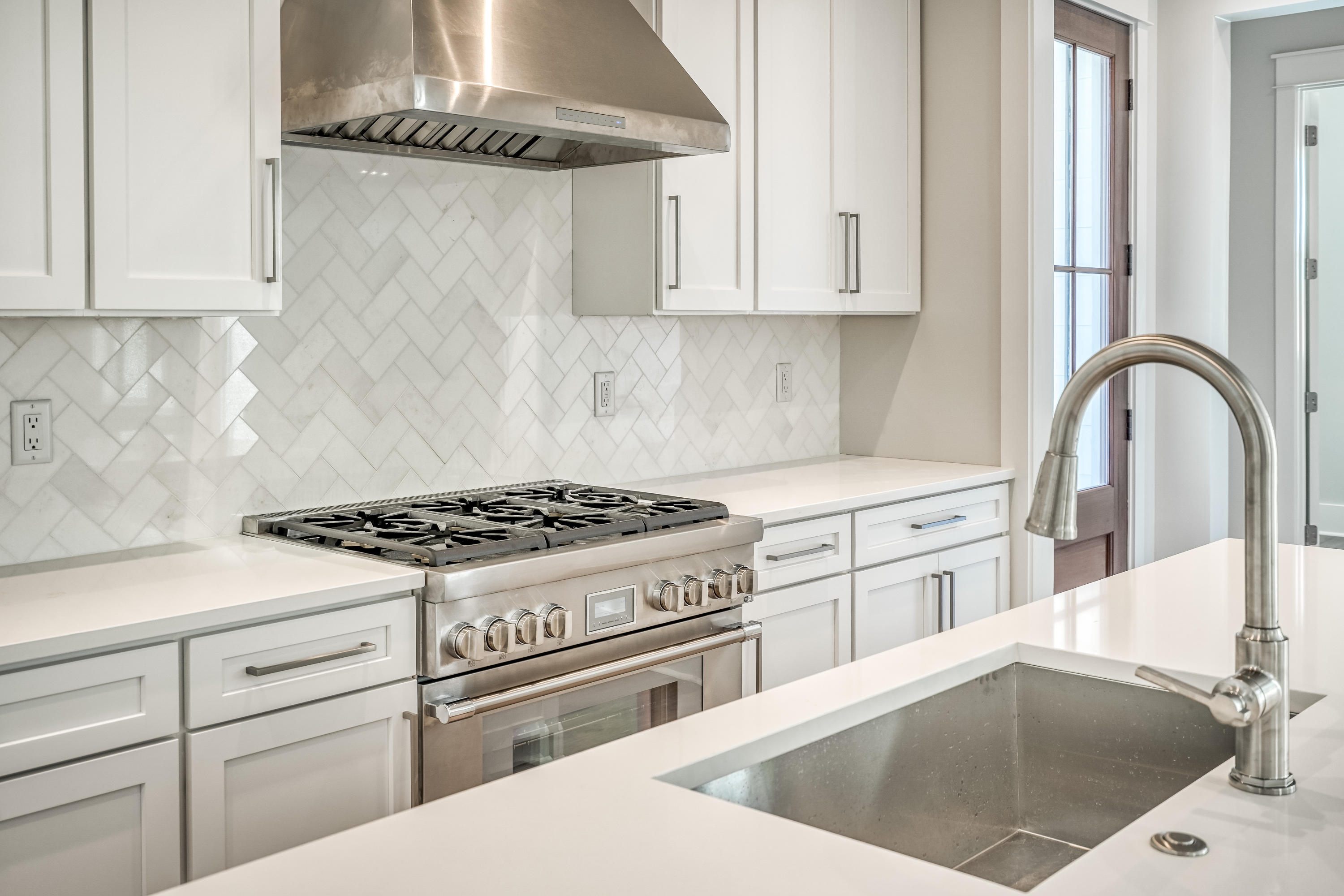 SEABREEZE - Residential