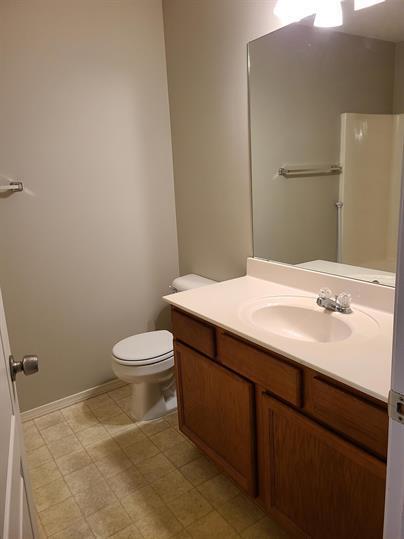 SHAY-LIN T/H - Residential