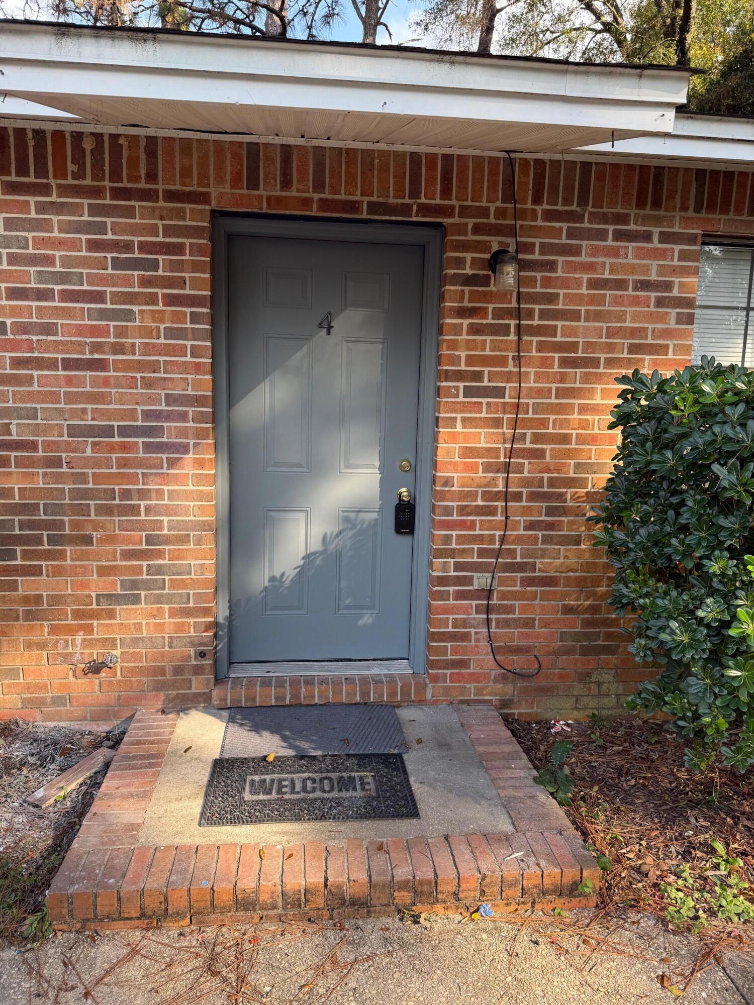 METES & BOUNDS - Residential Lease