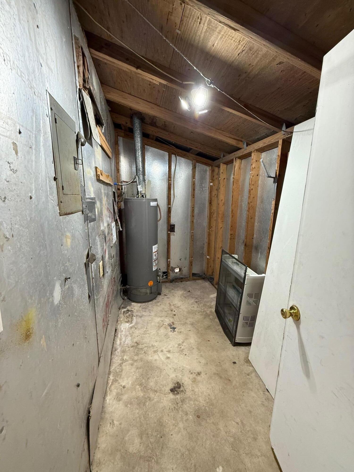 METES & BOUNDS - Residential Lease