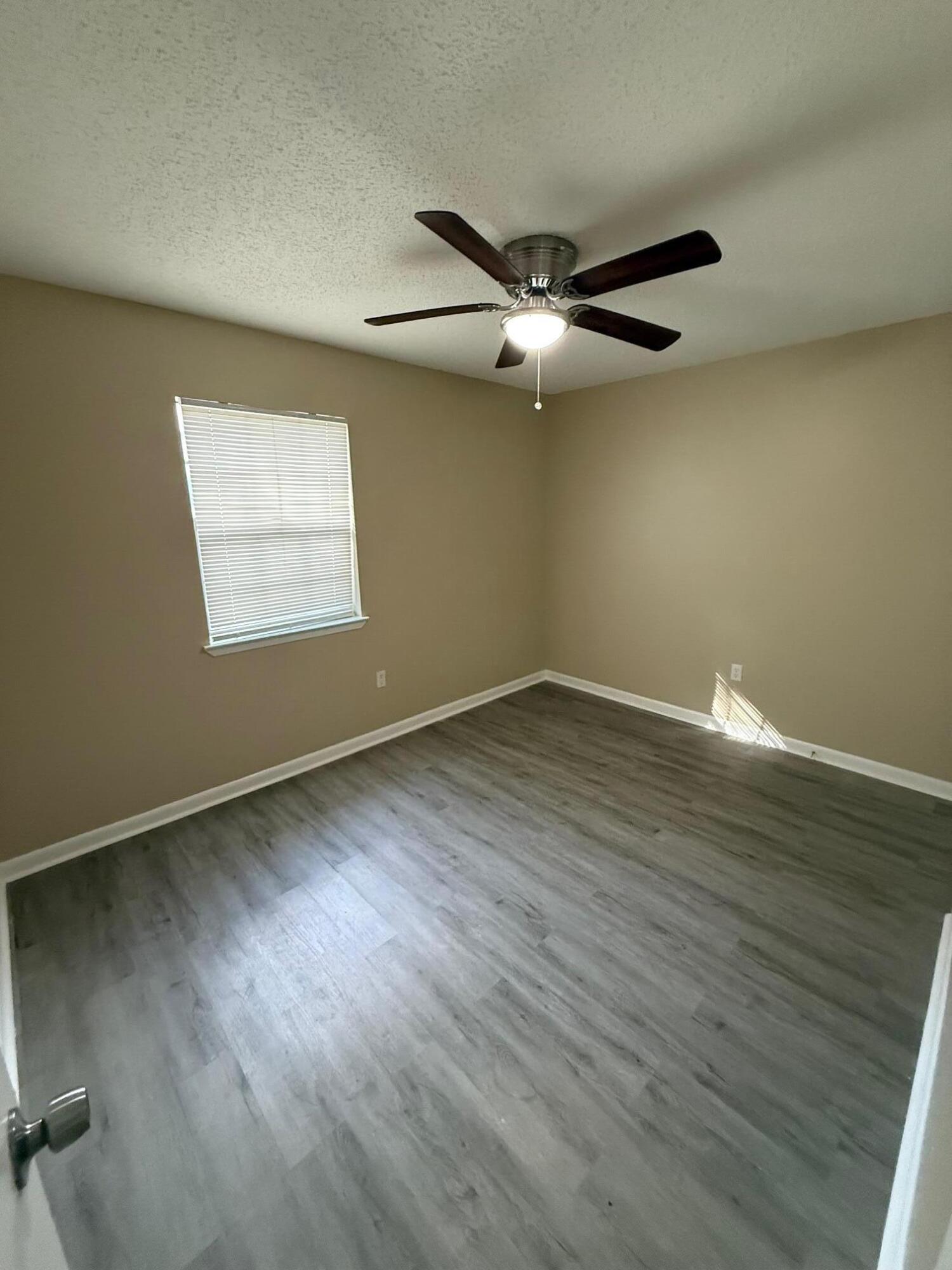 METES & BOUNDS - Residential Lease