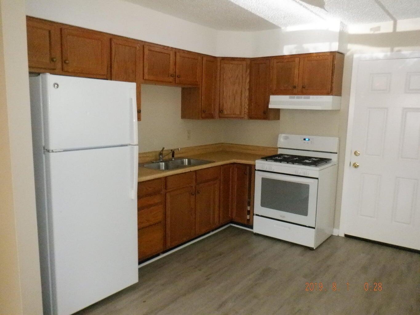 METES & BOUNDS - Residential Lease